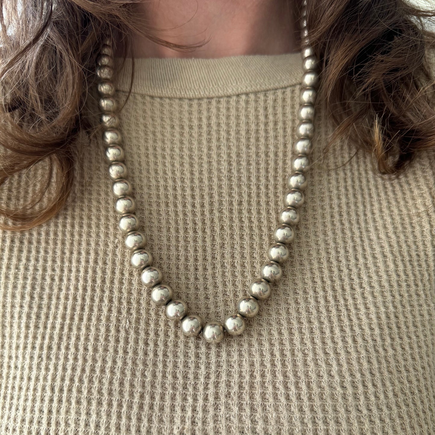 V I N T A G E // punk pearls / sterling silver ball bead necklace / 24.5", 63.5g