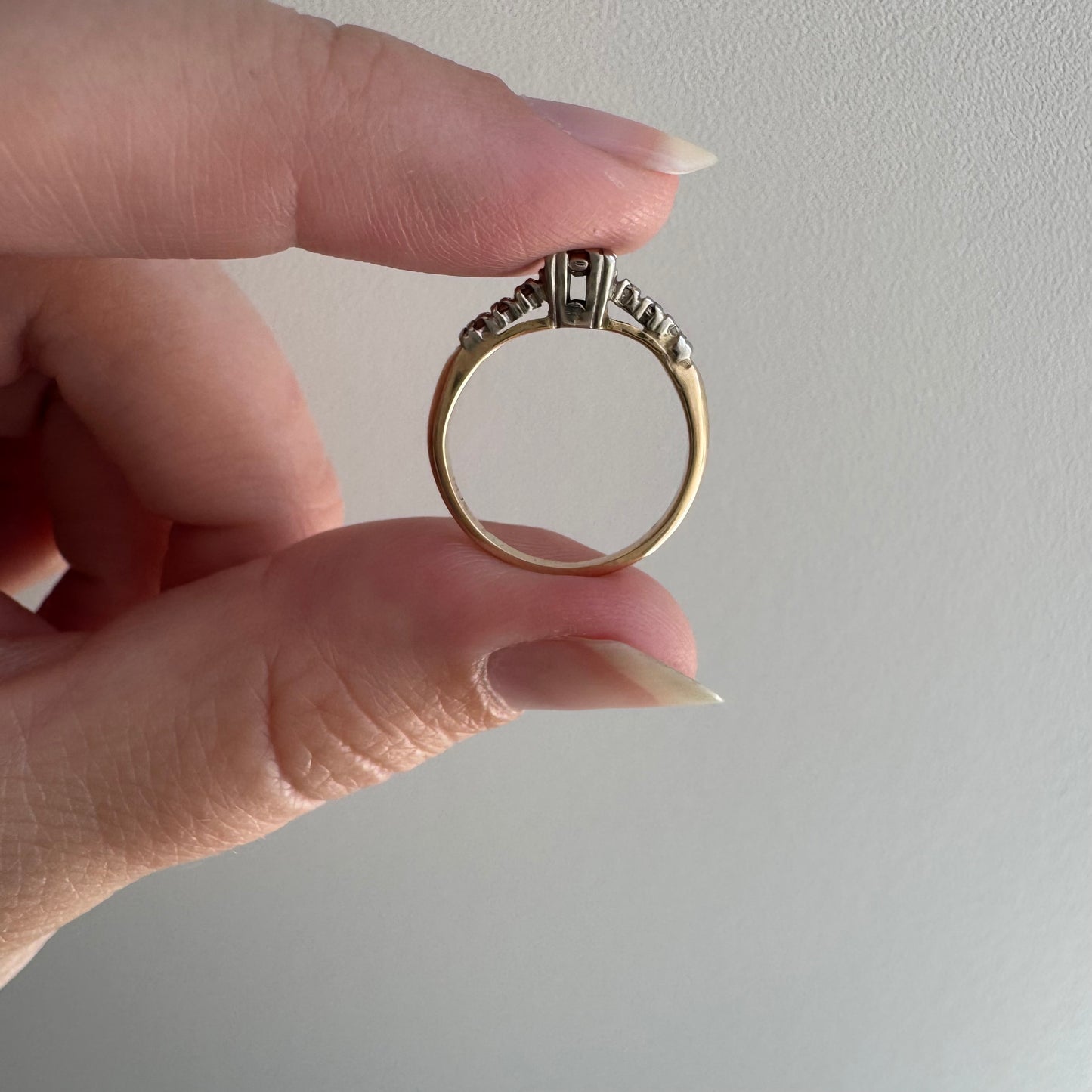 V I N T A G E // pinky promise / 14k and diamond seven stone stackable ring / size 3.5