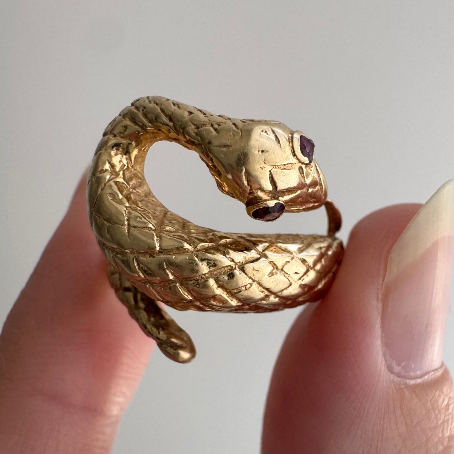 V I N T A G E // slithering friend / 14k gold and tourmaline snake ring / size 5.5