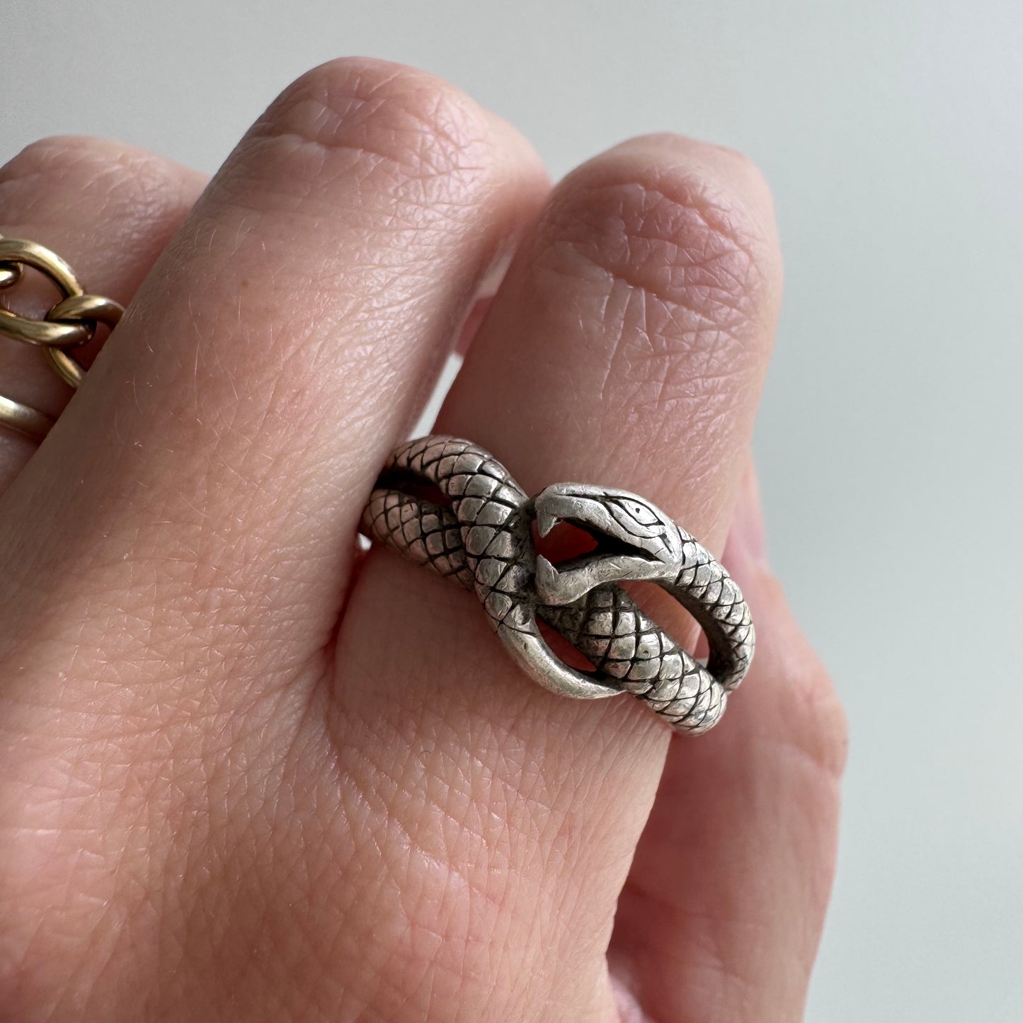 LIKE A LIVE // short term discounted price / sterling silver serpent ring / size 10+