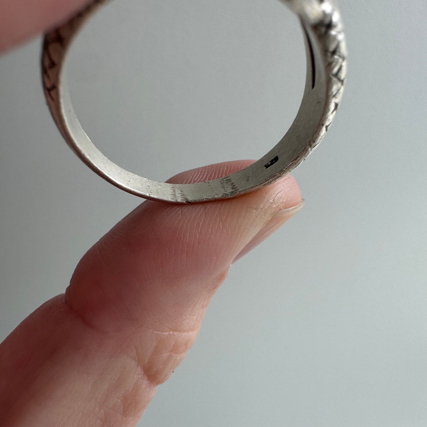 LIKE A LIVE // short term discounted price / sterling silver serpent ring / size 10+