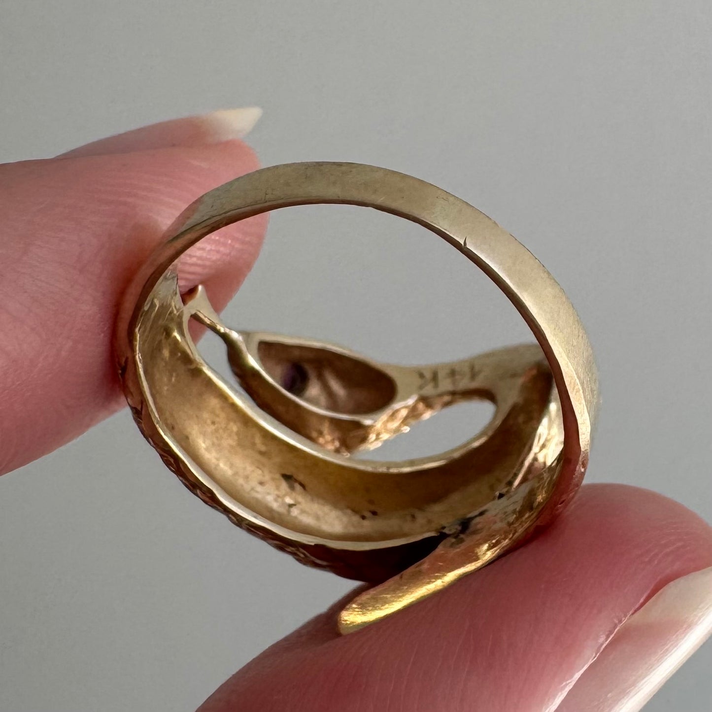 V I N T A G E // slithering friend / 14k gold and tourmaline snake ring / size 5.5