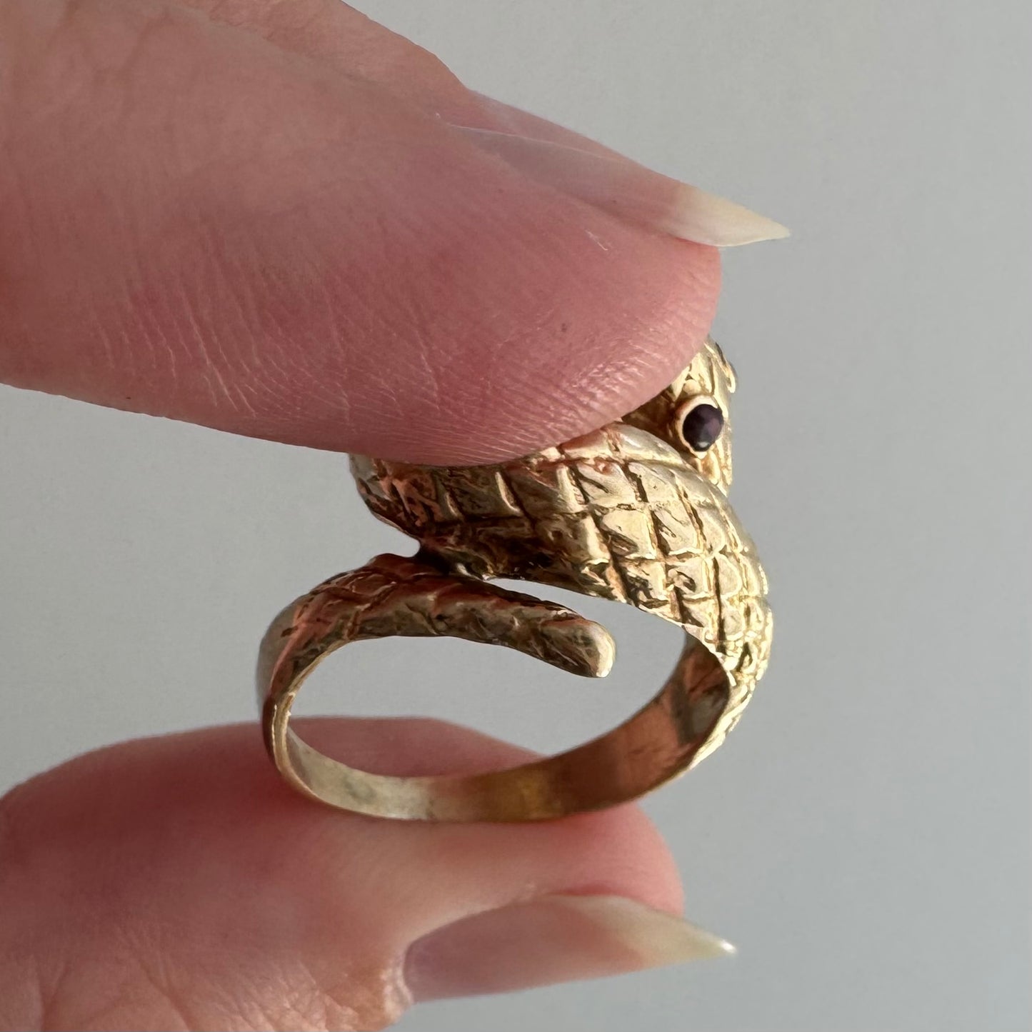 V I N T A G E // slithering friend / 14k gold and tourmaline snake ring / size 5.5