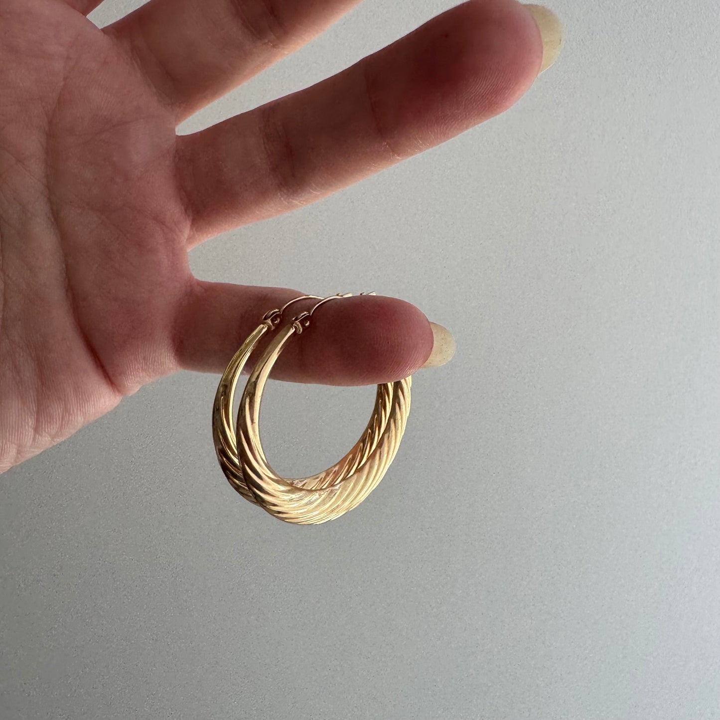 P R E - L O V E D // bright and shrimpy / 14k yellow gold ribbed hoops / over 1.25"