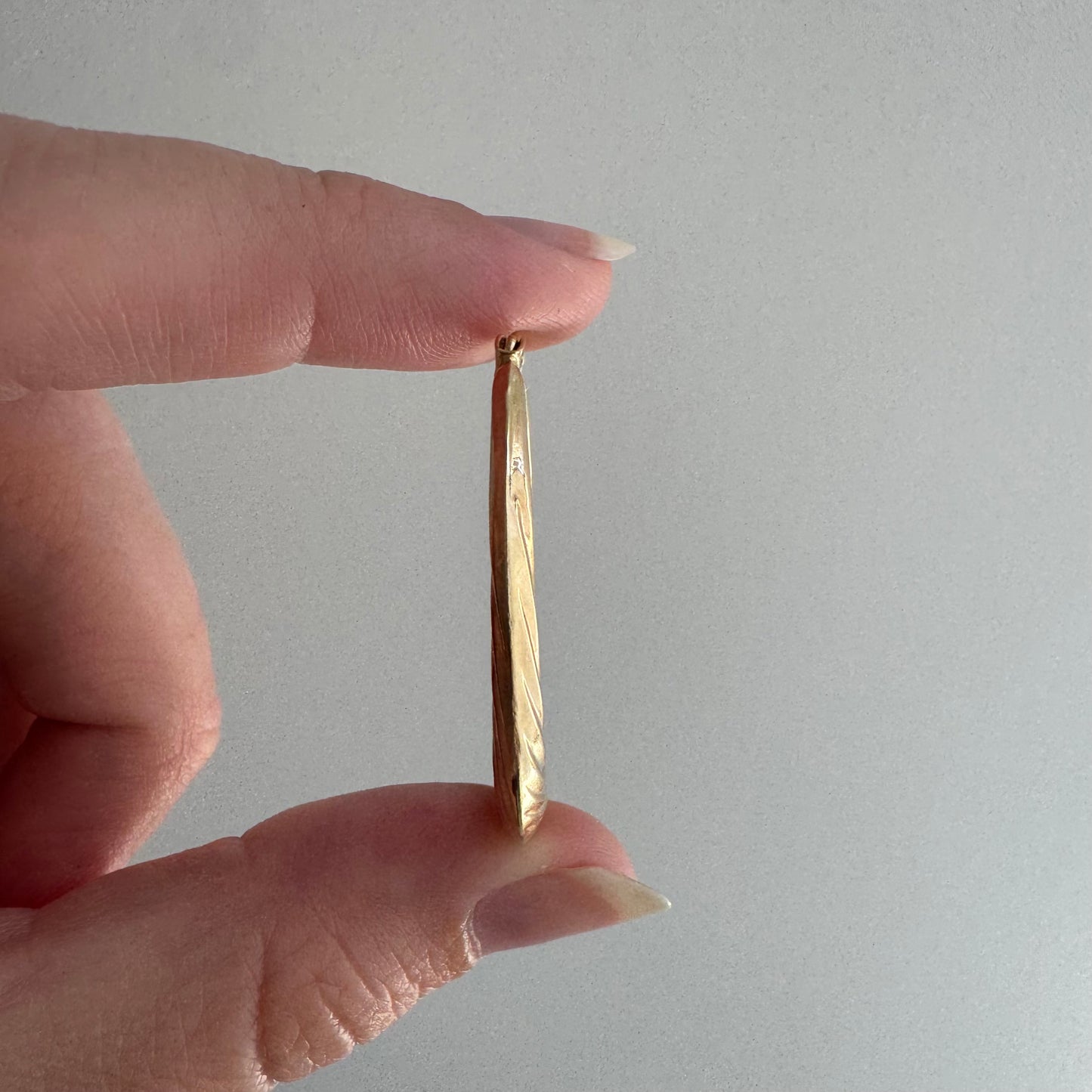 P R E - L O V E D // bright and shrimpy / 14k yellow gold ribbed hoops / over 1.25"