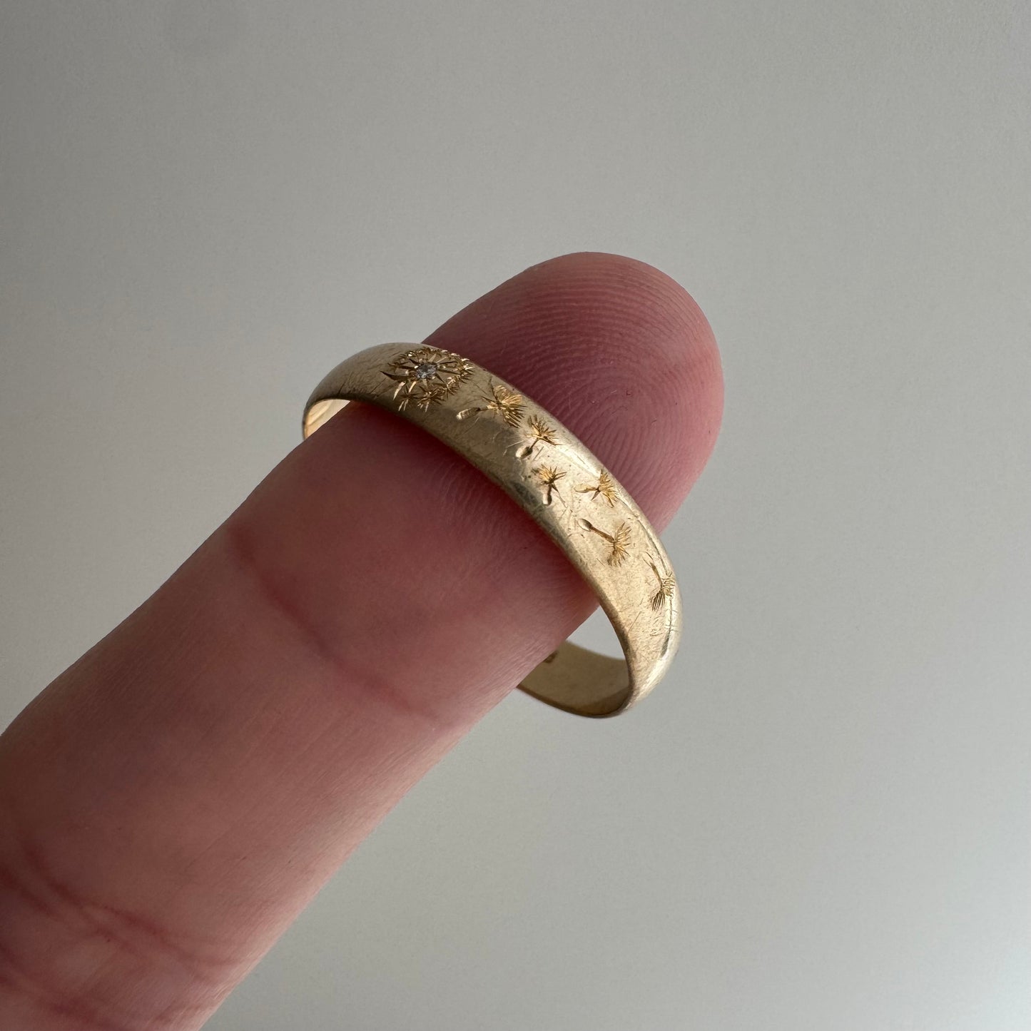 reimagined V I N T A G E // wind blown / 10k yellow gold 4.1mm band with diamond and wind-blown dandelion seeds / size 10.75