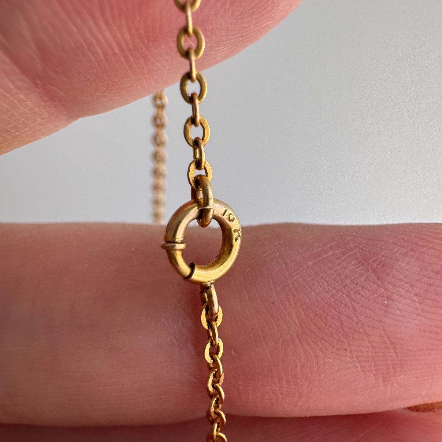 V I N T A G E // classic cable / 10k yellow gold 1.5mm dainty cable link chain / 18.25", 1.5g