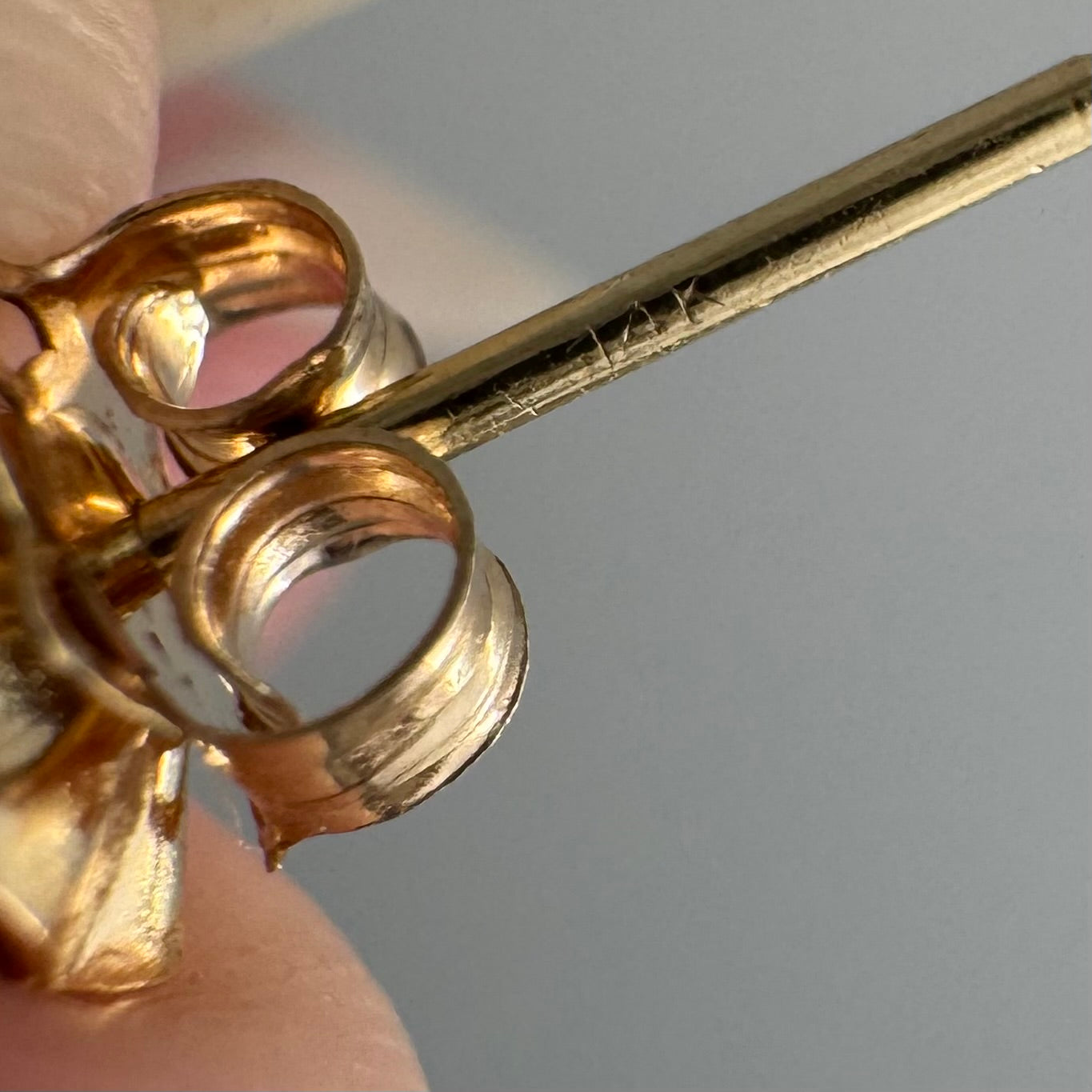 V I N T A G E // miracle blooms / 14k yellow gold and diamond buttercup post earrings