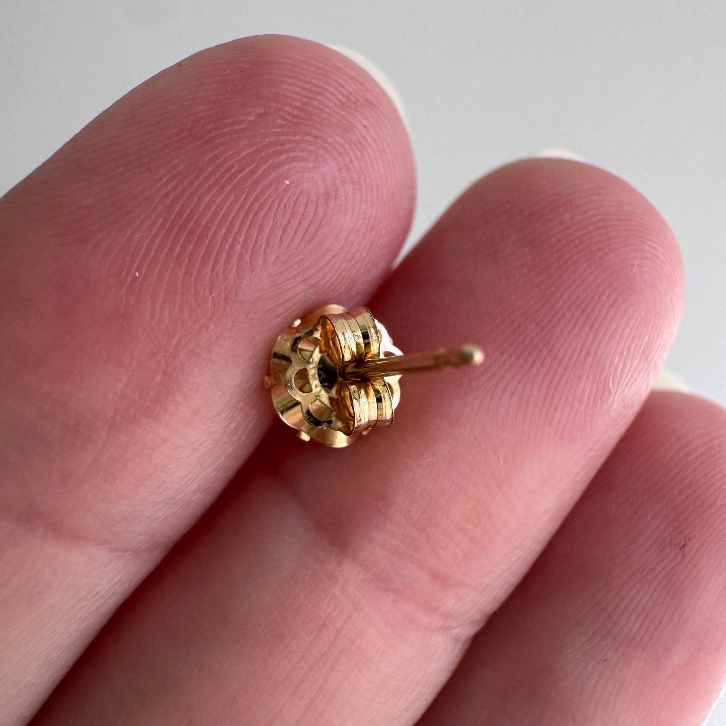 V I N T A G E // miracle blooms / 14k yellow gold and diamond buttercup post earrings