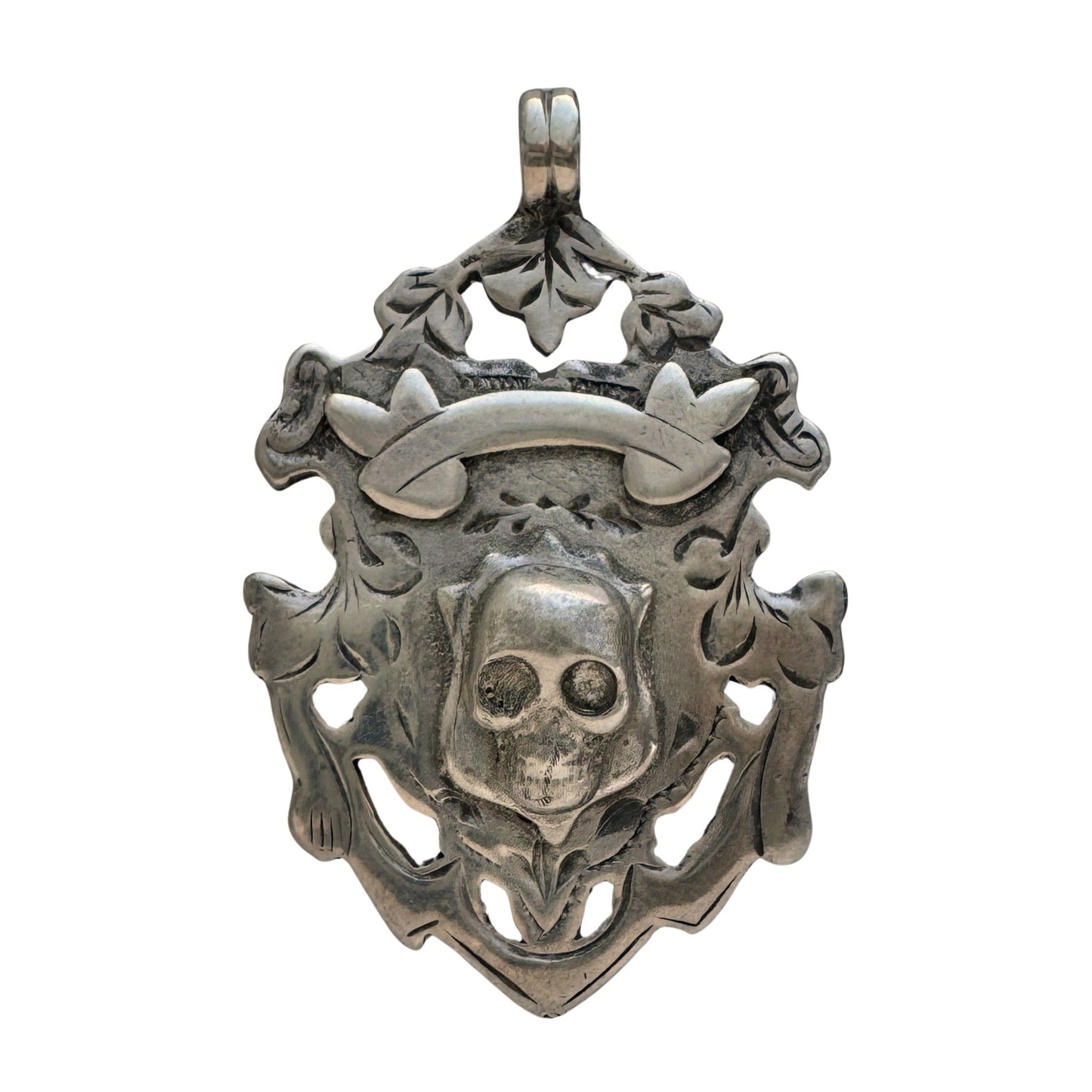 A N T I Q U E // memento mori achievement / sterling silver British fob medal with skull face / a pendant