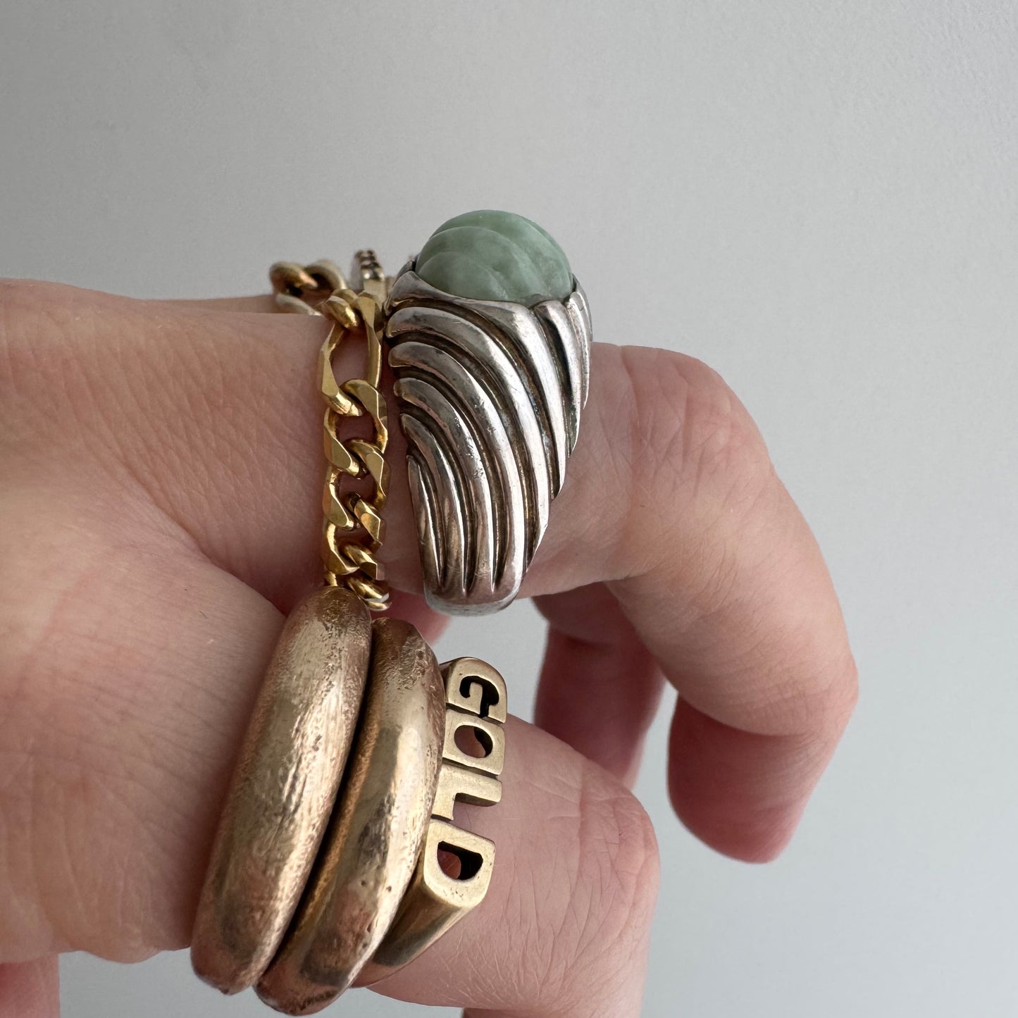 48 hour pricing // early access discounted price / sterling silver and green stone Chinese export ribbed dome ring / size 7.75