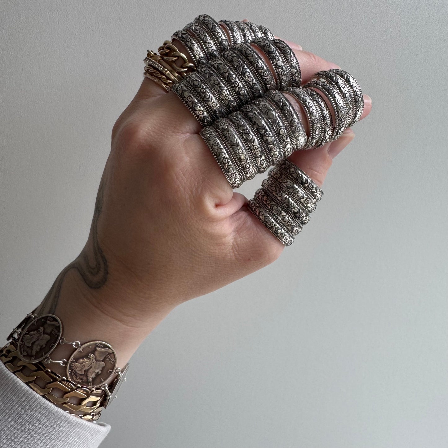 E S T A T E // new old stock bands / sterling silver art nouveau style floral patterned eternity bands