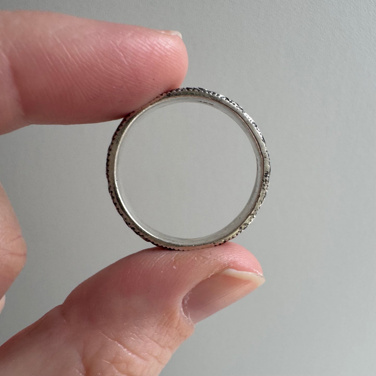 E S T A T E // new old stock bands / sterling silver art nouveau style floral patterned eternity bands