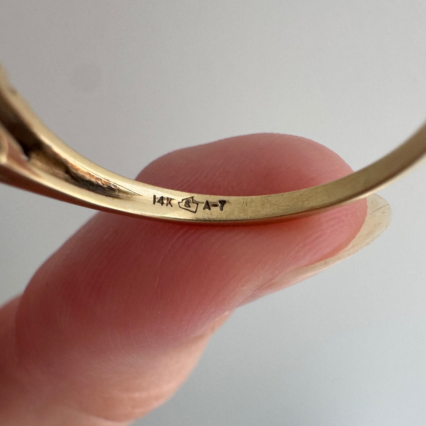 V I N T A G E // marquis arch / 14k and marquis diamond seven stone stackable ring / size 6.25+