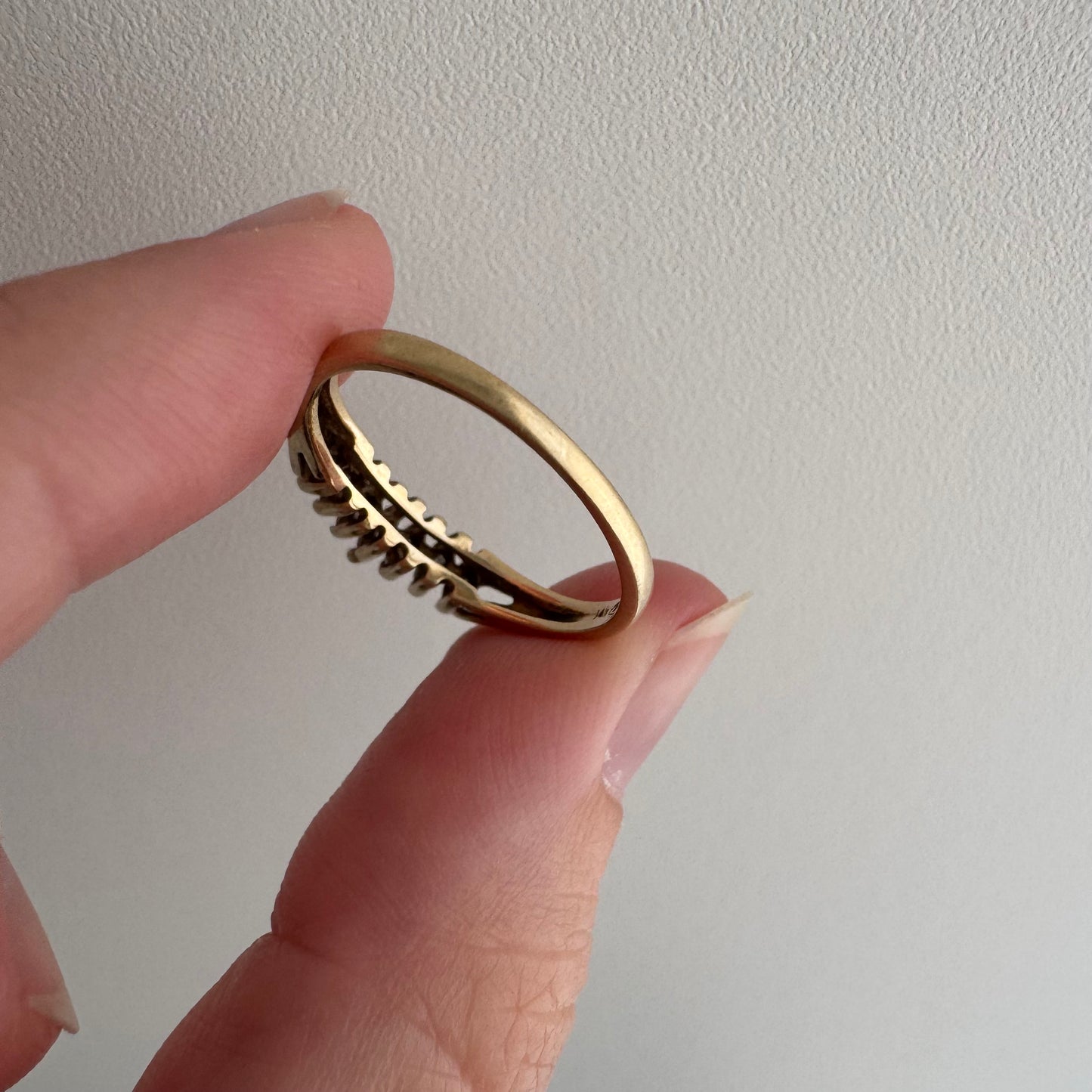 V I N T A G E // marquis arch / 14k and marquis diamond seven stone stackable ring / size 6.25+