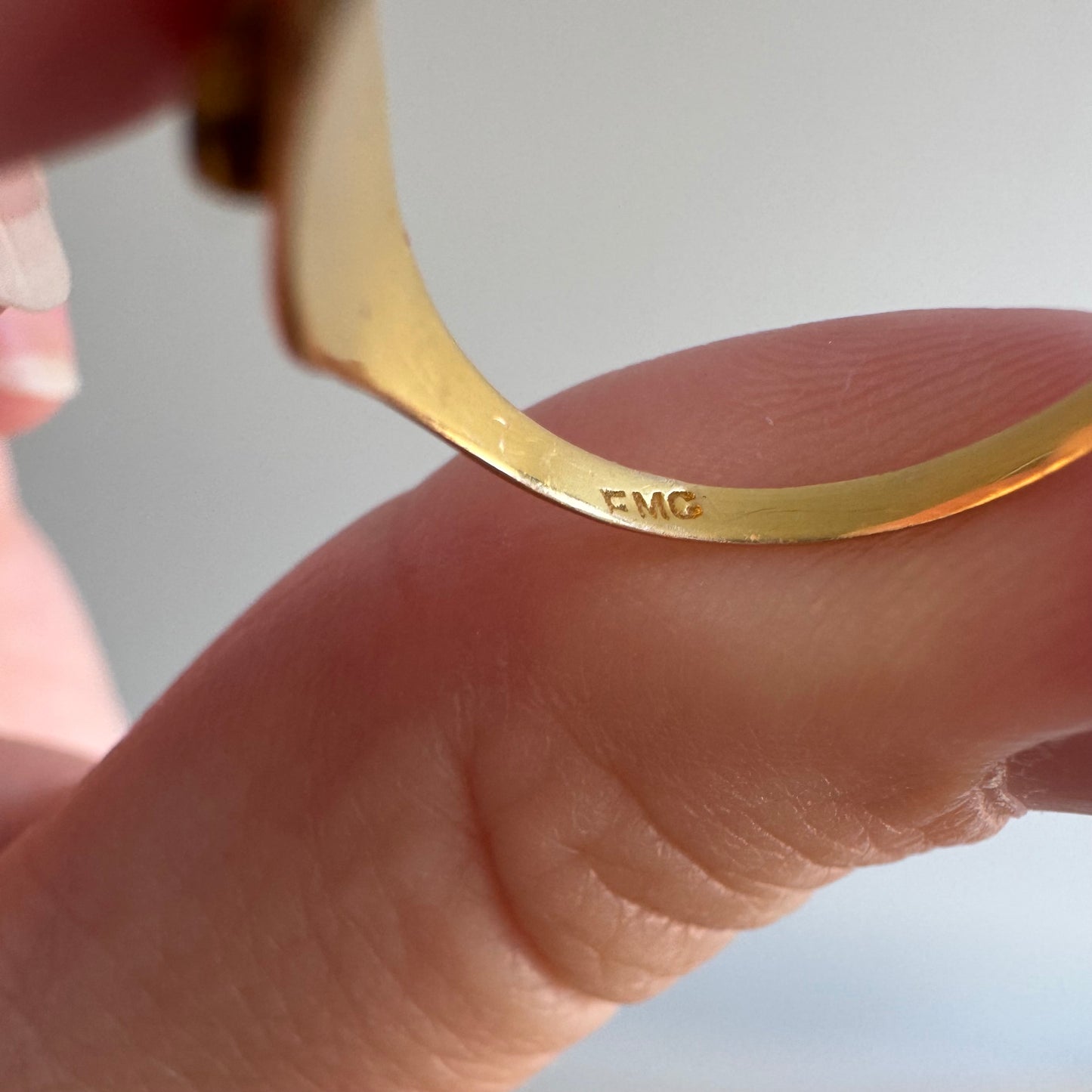 V I N T A G E // golden nugget / 14k + bloomed 22k finish gold rush era nugget signet / almost size 5