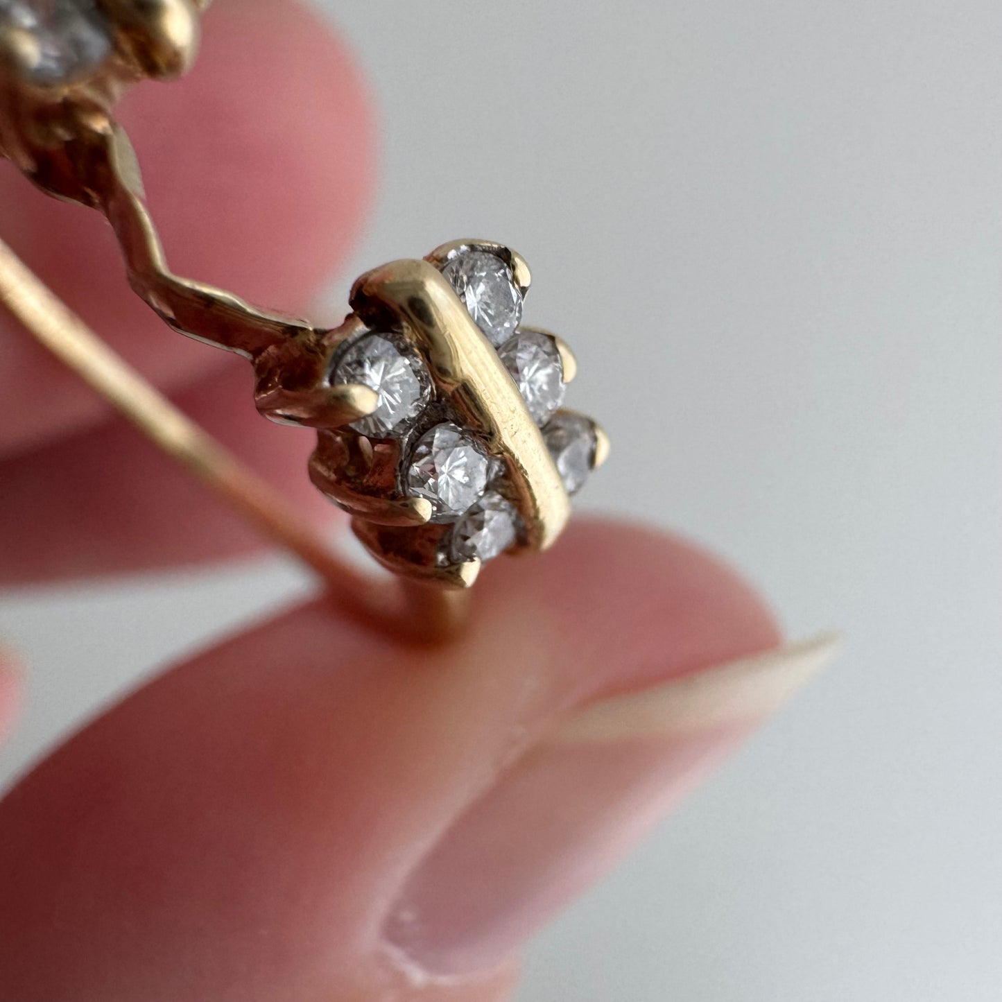 V I N T A G E // sparkle layer / 14k and diamond ring guard jacket / size 6.25