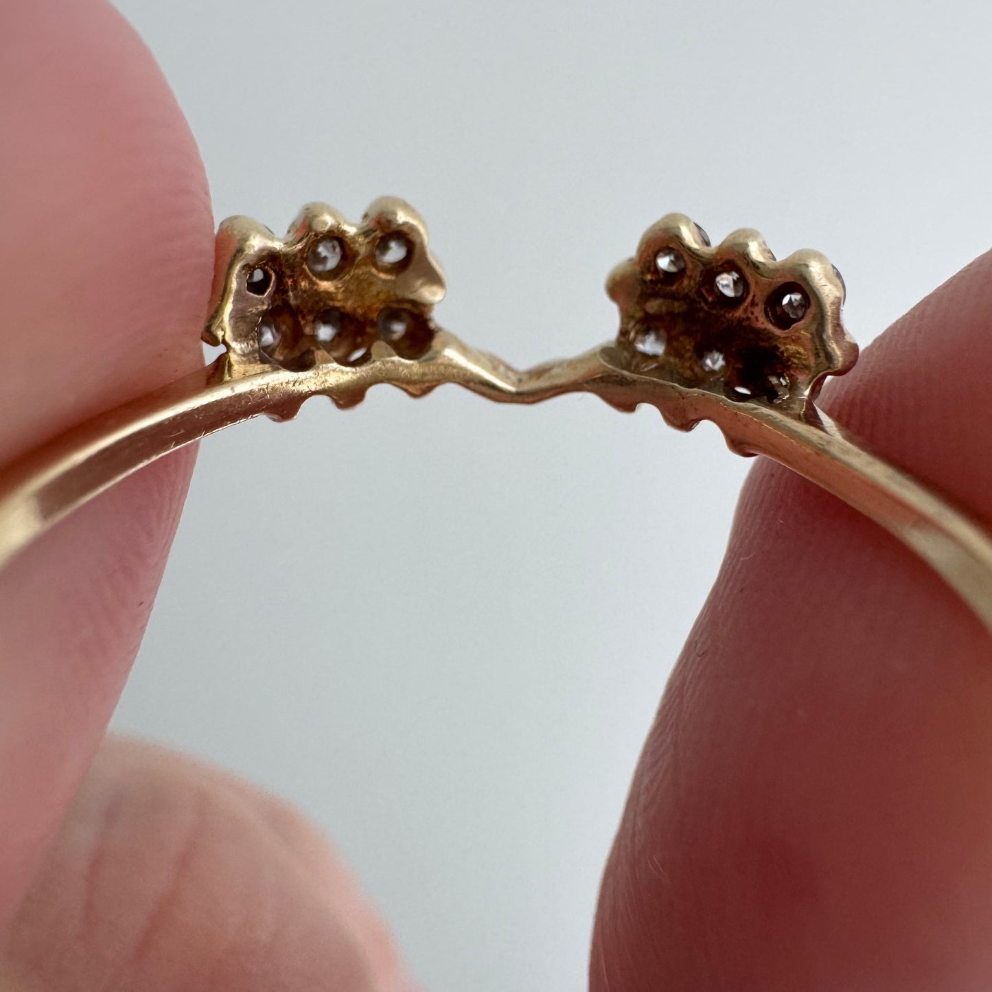 V I N T A G E // sparkle layer / 14k and diamond ring guard jacket / size 6.25