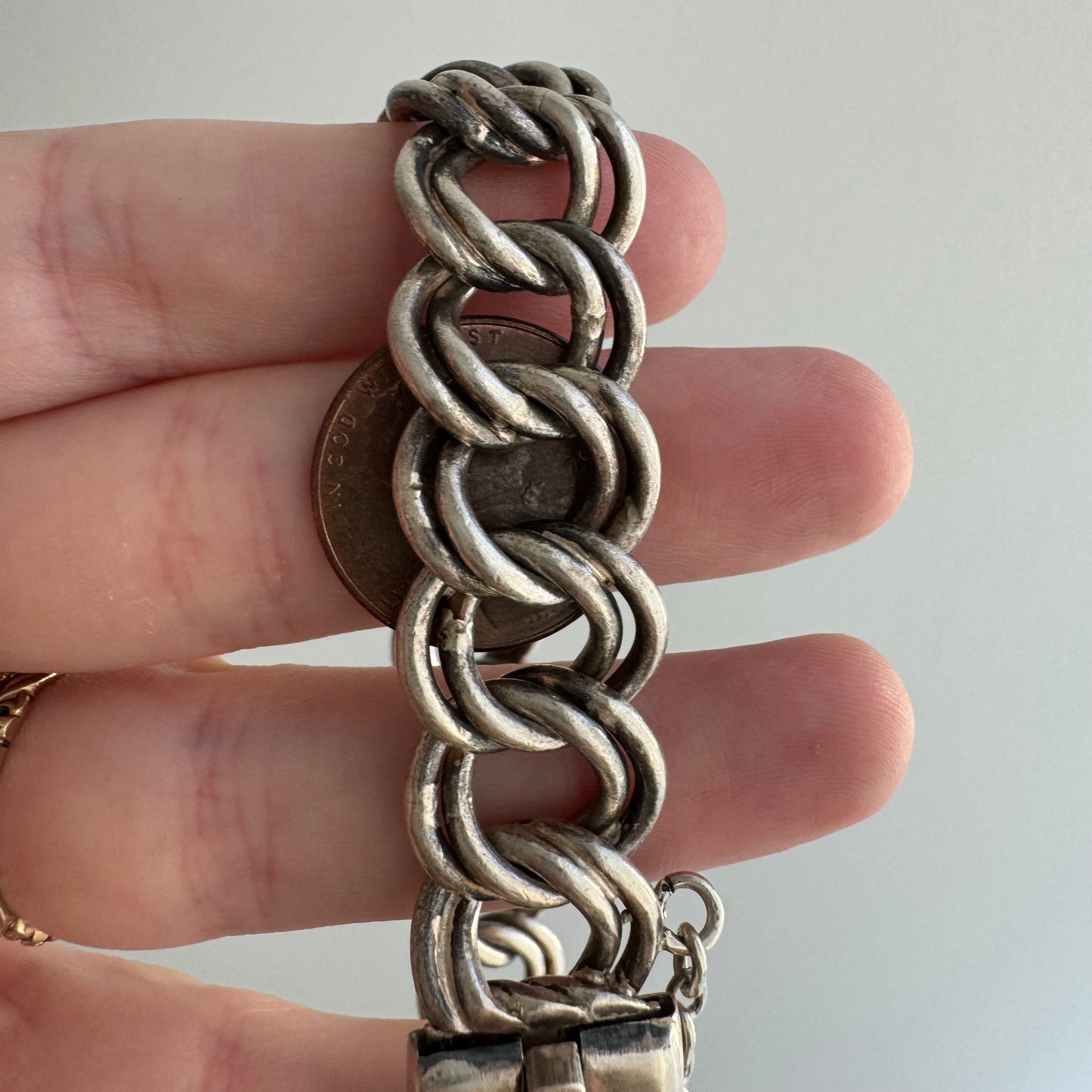 V I N T A G E // lovely links / sterling silver chunky wide double curb chain bracelet / 8", 50.9g