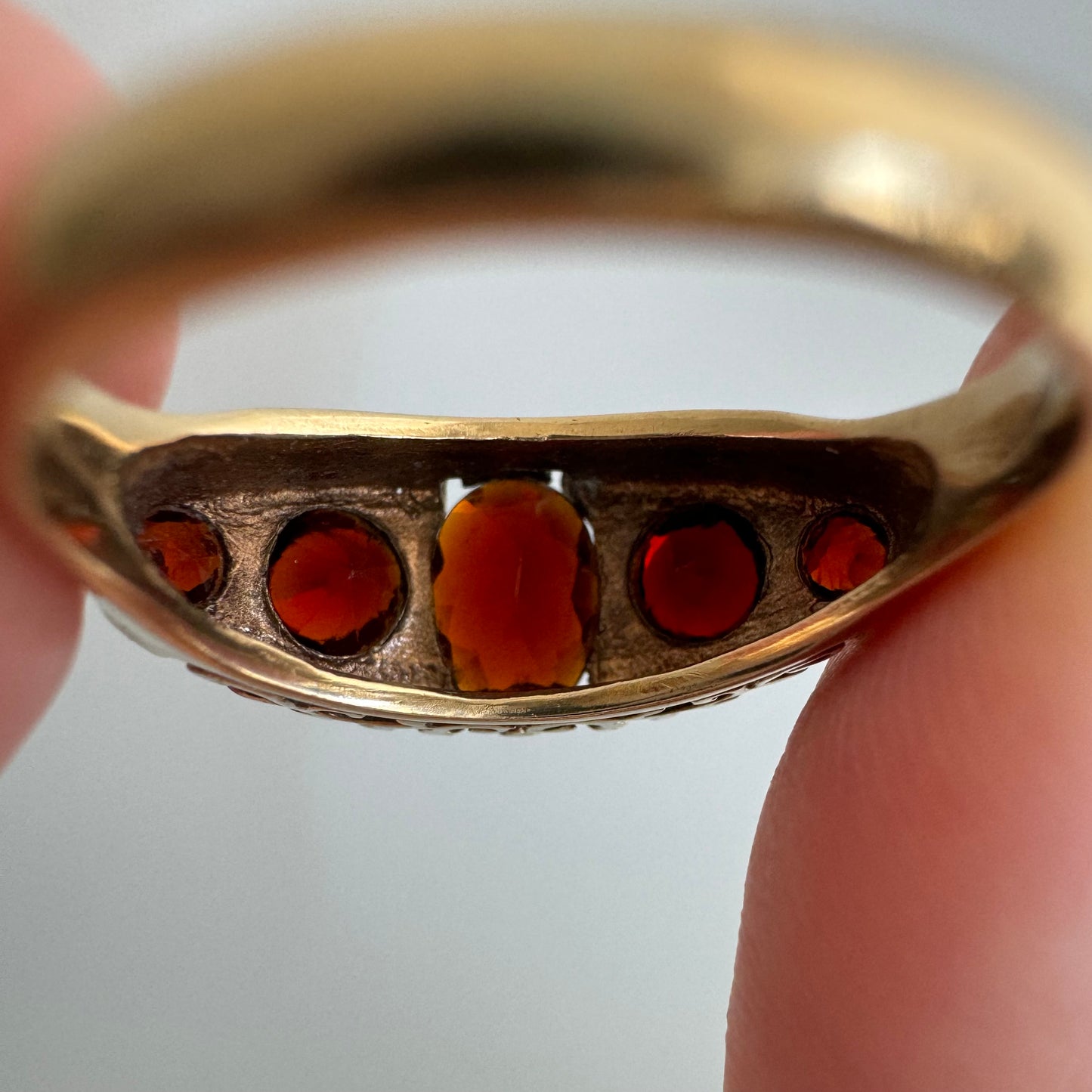 V I N T A G E // five stone boat / 9k and garnet glass five stone victorian style ring / size 6.25