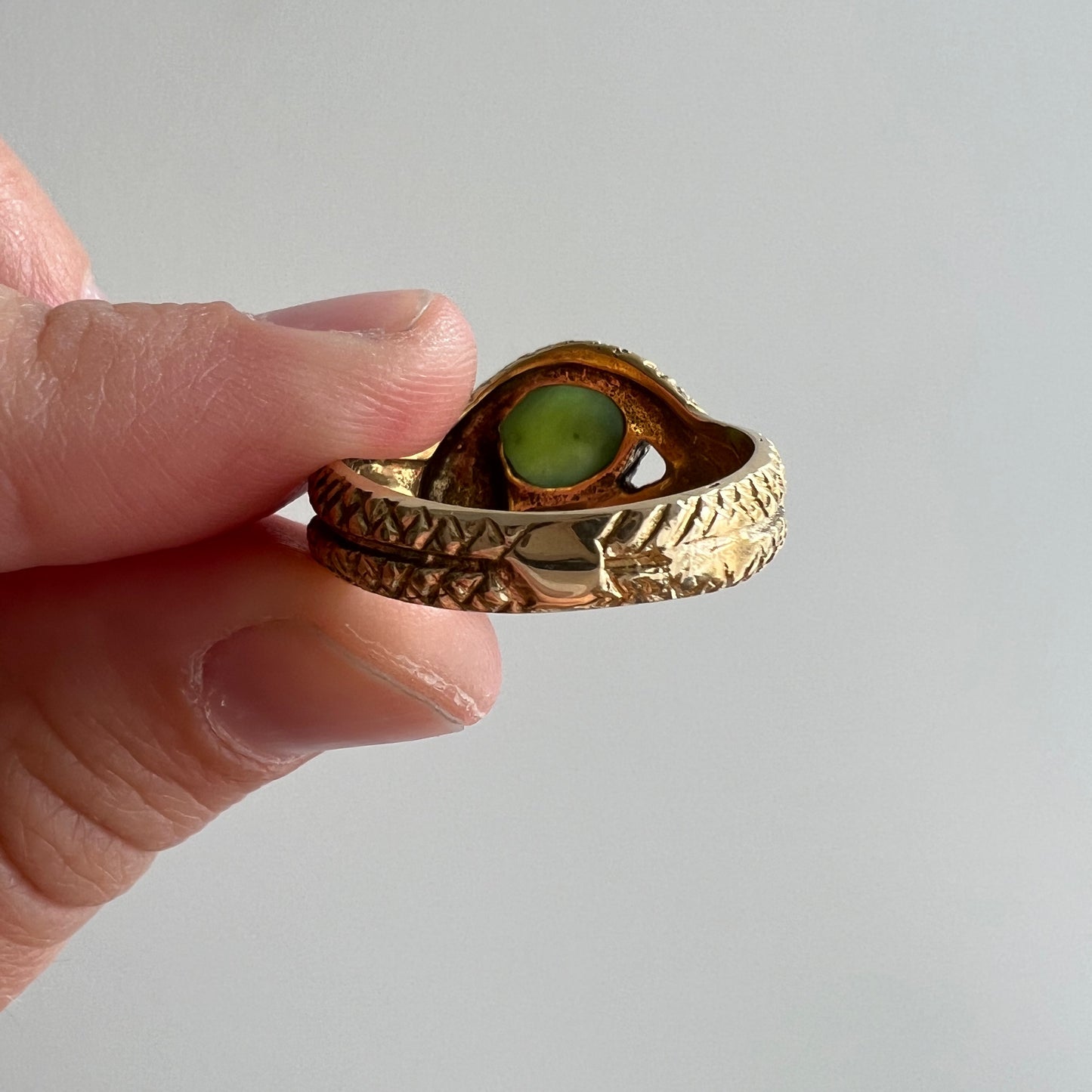 V I N T A G E // the egg’s keeper / solid 14k yellow gold snake ring with jade and rubies / size 8