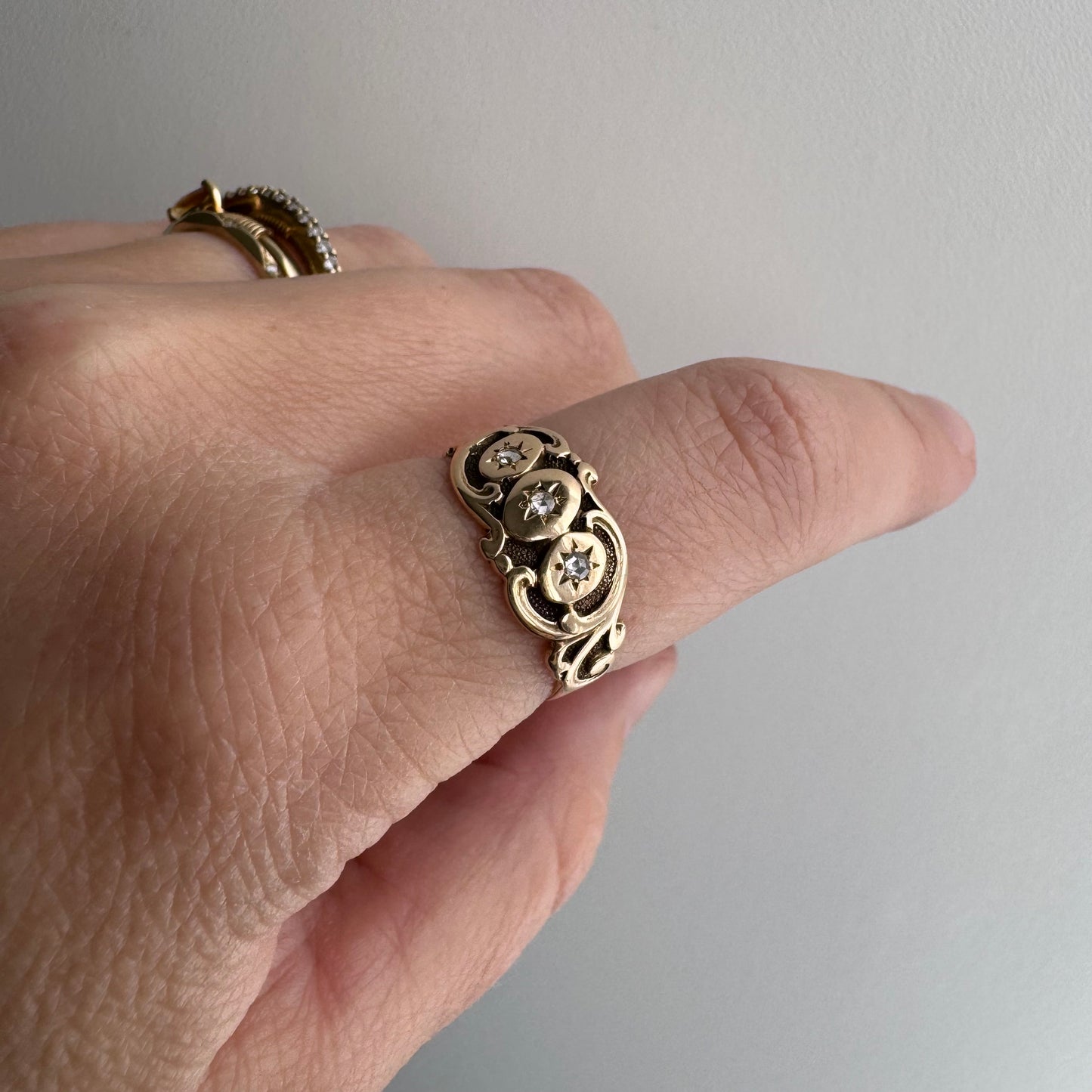 A N T I Q U E // starry trilogy / 9k and diamond edwardian era fancy wide tapered band / size 6