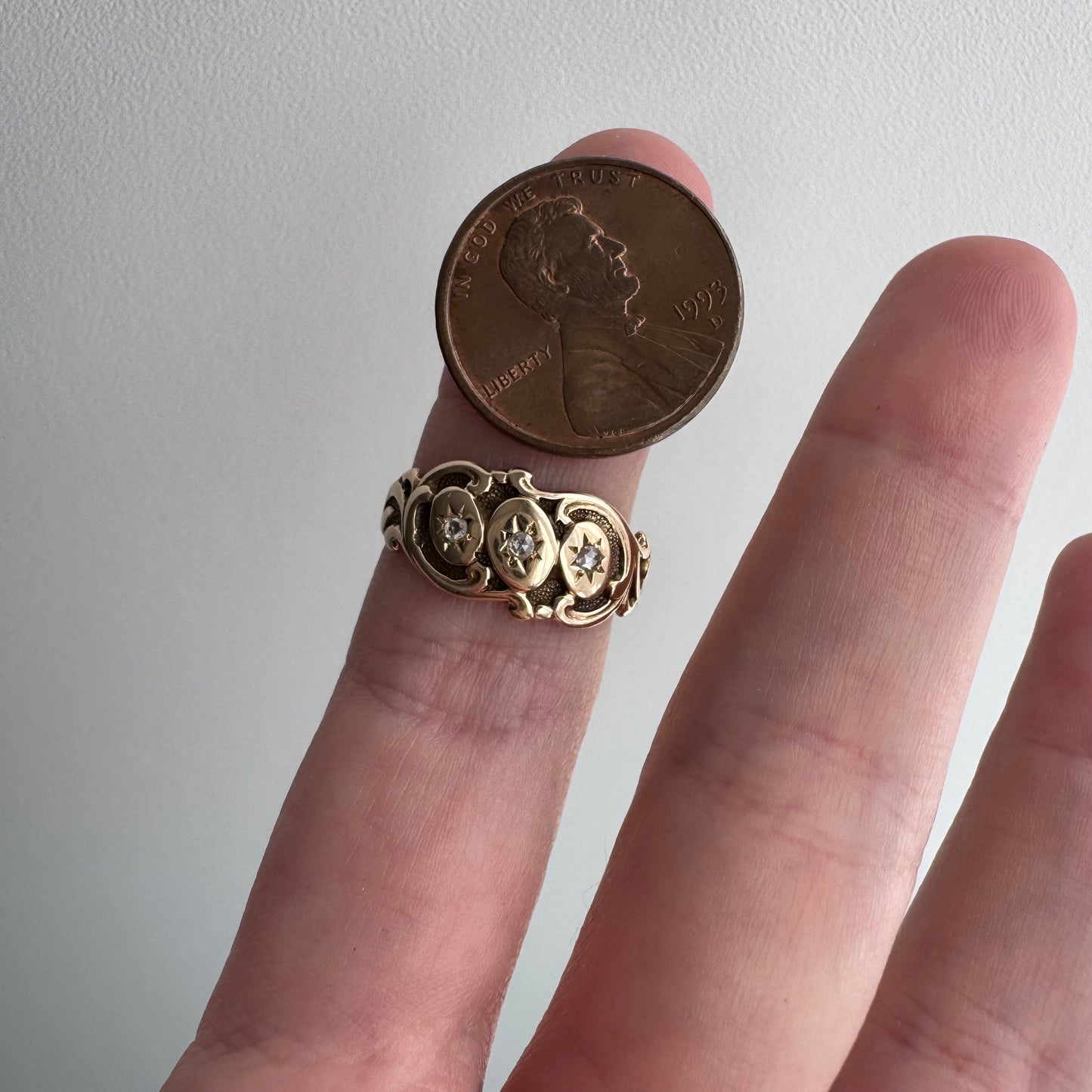 A N T I Q U E // starry trilogy / 9k and diamond edwardian era fancy wide tapered band / size 6