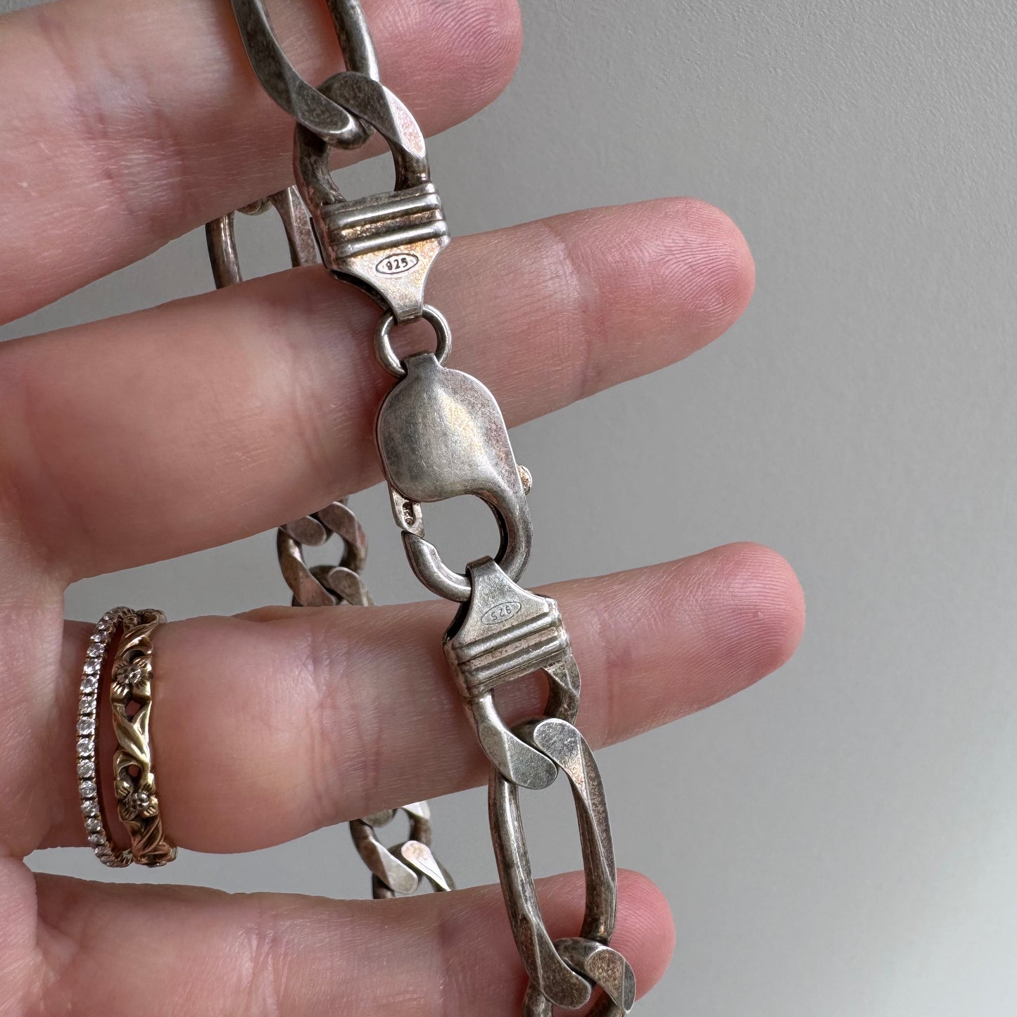 V I N T A G E // slinky silver / sterling silver figaro bracelet chain / 8.75", 26.5g