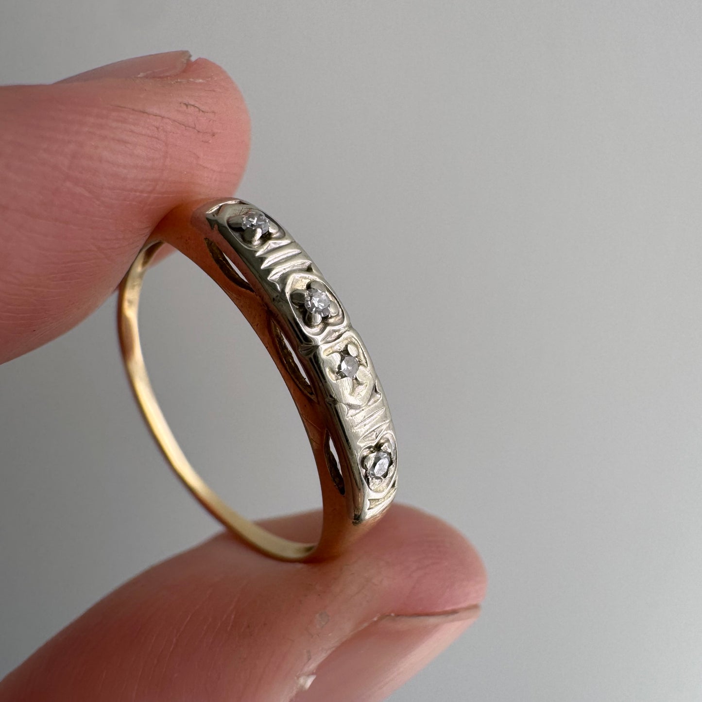 V I N T A G E // peculiar petals/ 14k yellow and white gold late art deco diamond band / size 6