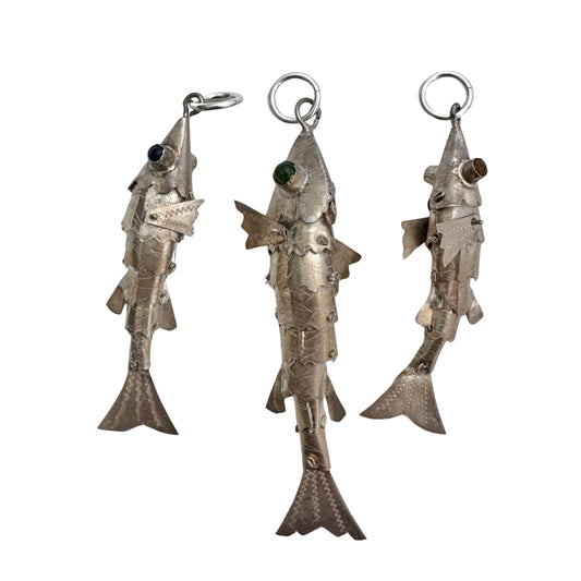 V I N T A G E // lucky catch / sterling silver articulated wiggle fish pendants