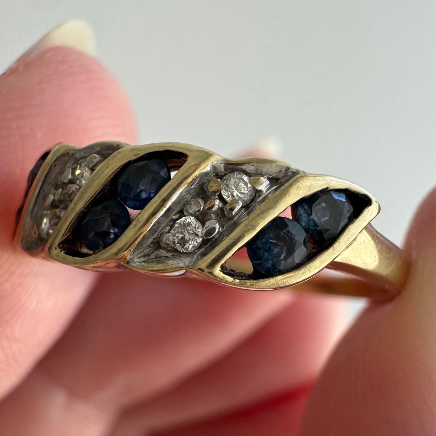 V I N T A G E // in the waves / 14k sapphire and diamond stacking band / size 5.75