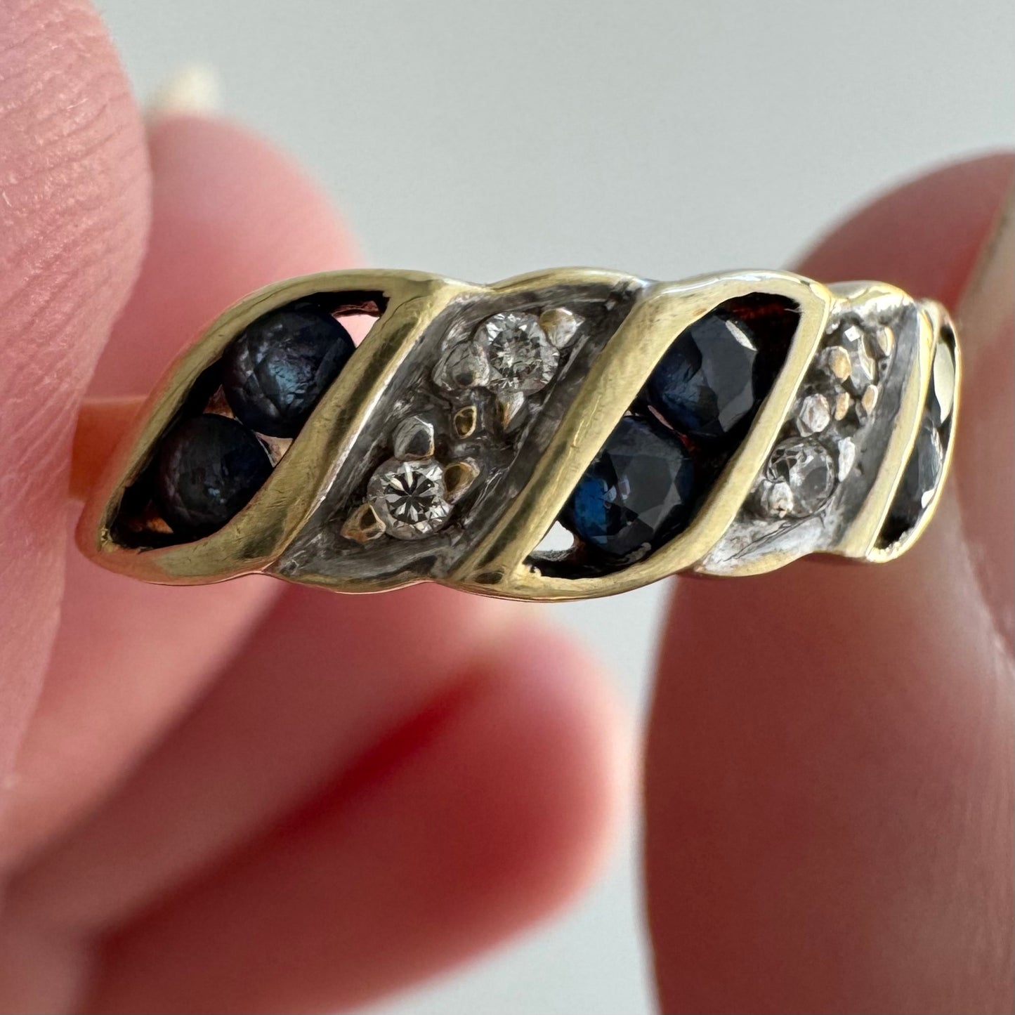 V I N T A G E // in the waves / 14k sapphire and diamond stacking band / size 5.75