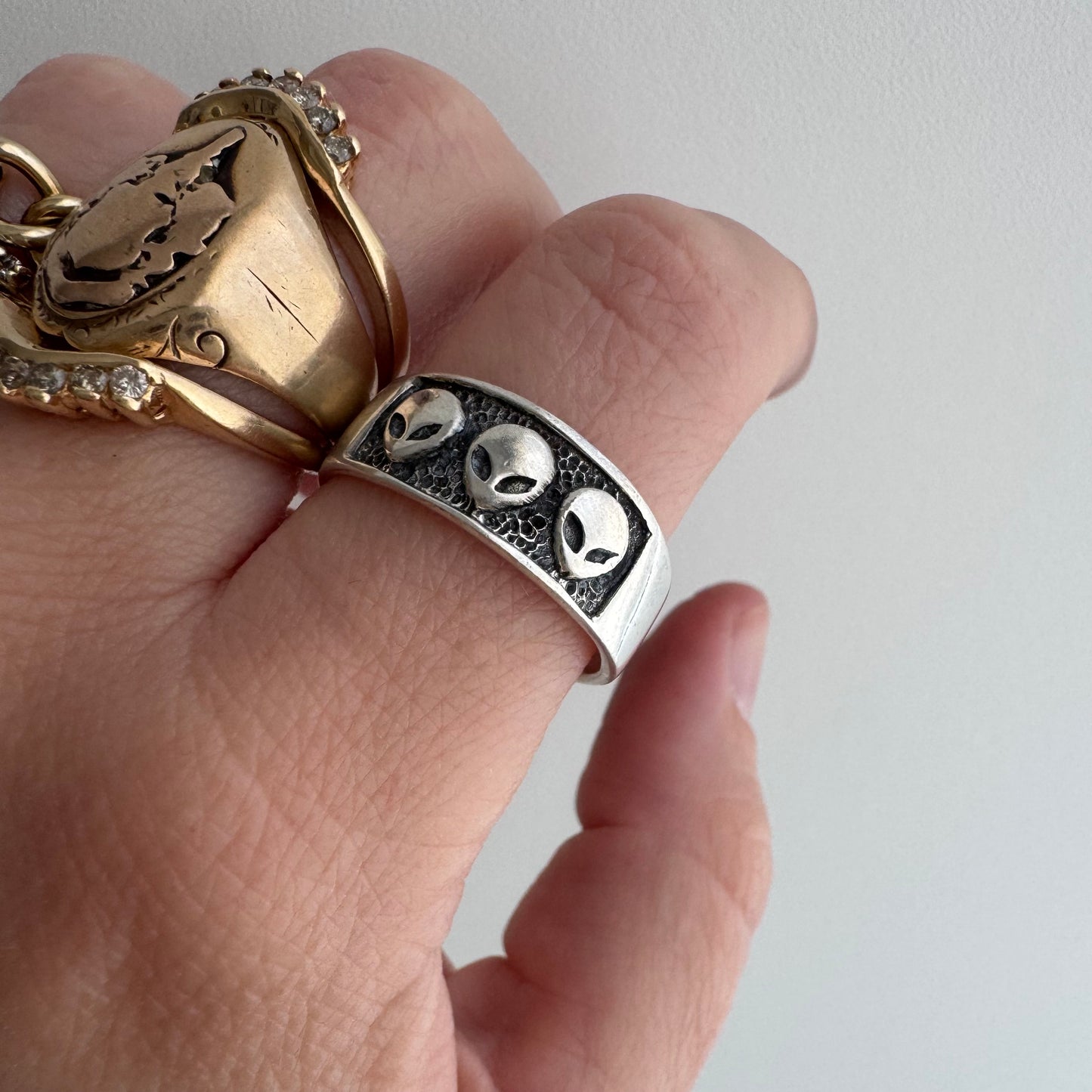 E S T A T E // new old stock bands / sterling silver alien trilogy tapered wide bands