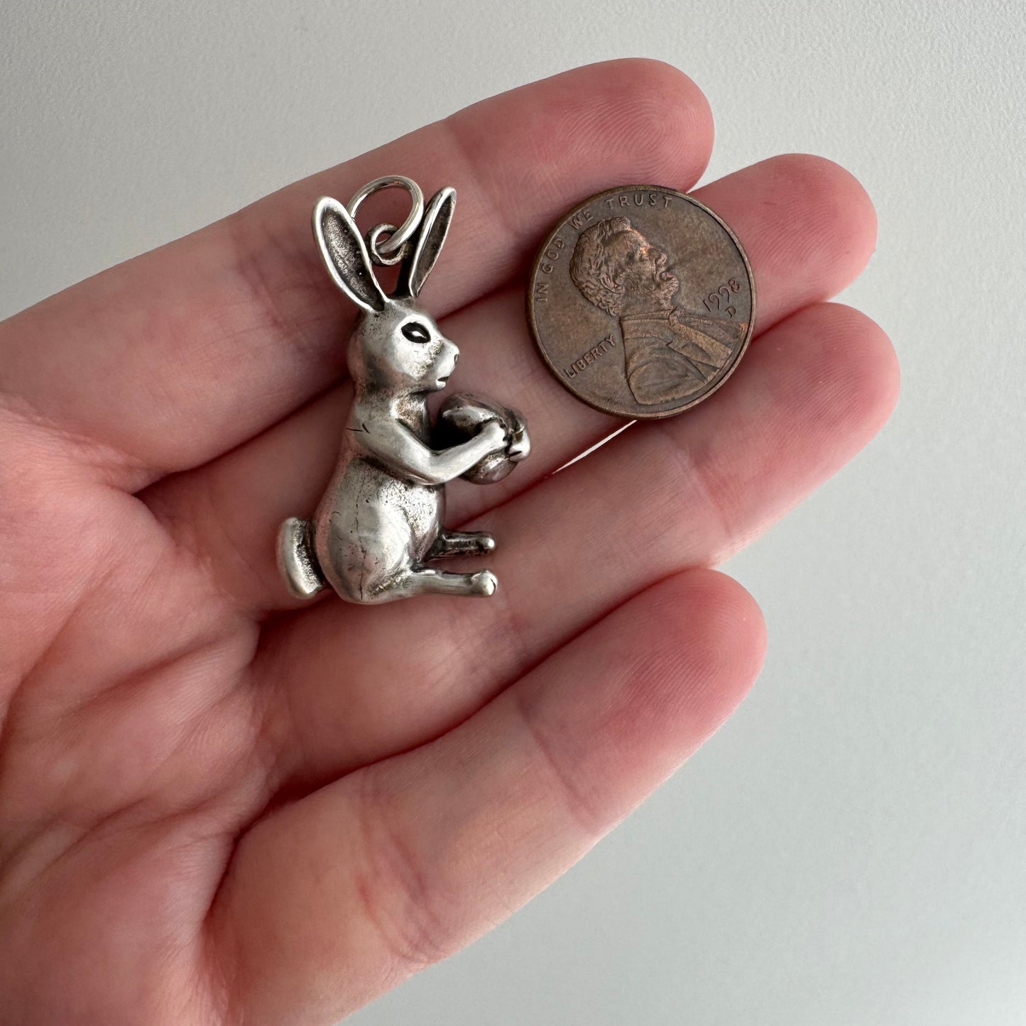 V I N T A G E // lucky rabbit / sterling silver seated bunny with an egg / a  pendant