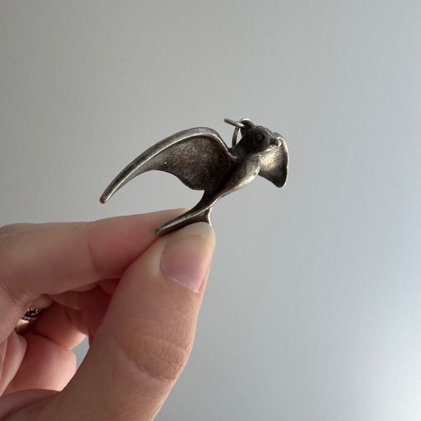 V I N T A G E // wing span / sterling silver fetish style bird / a large pendant