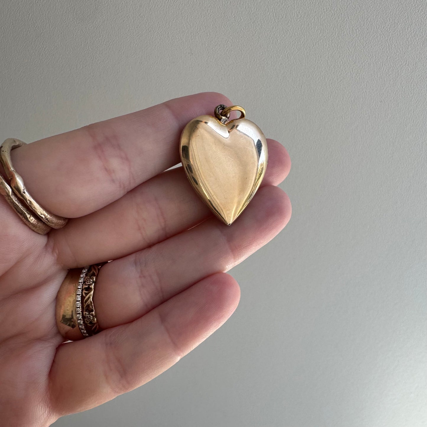 V I N T A G E // retro forget me not / 1940s 10k GF over sterling silver heart locket / a pendant