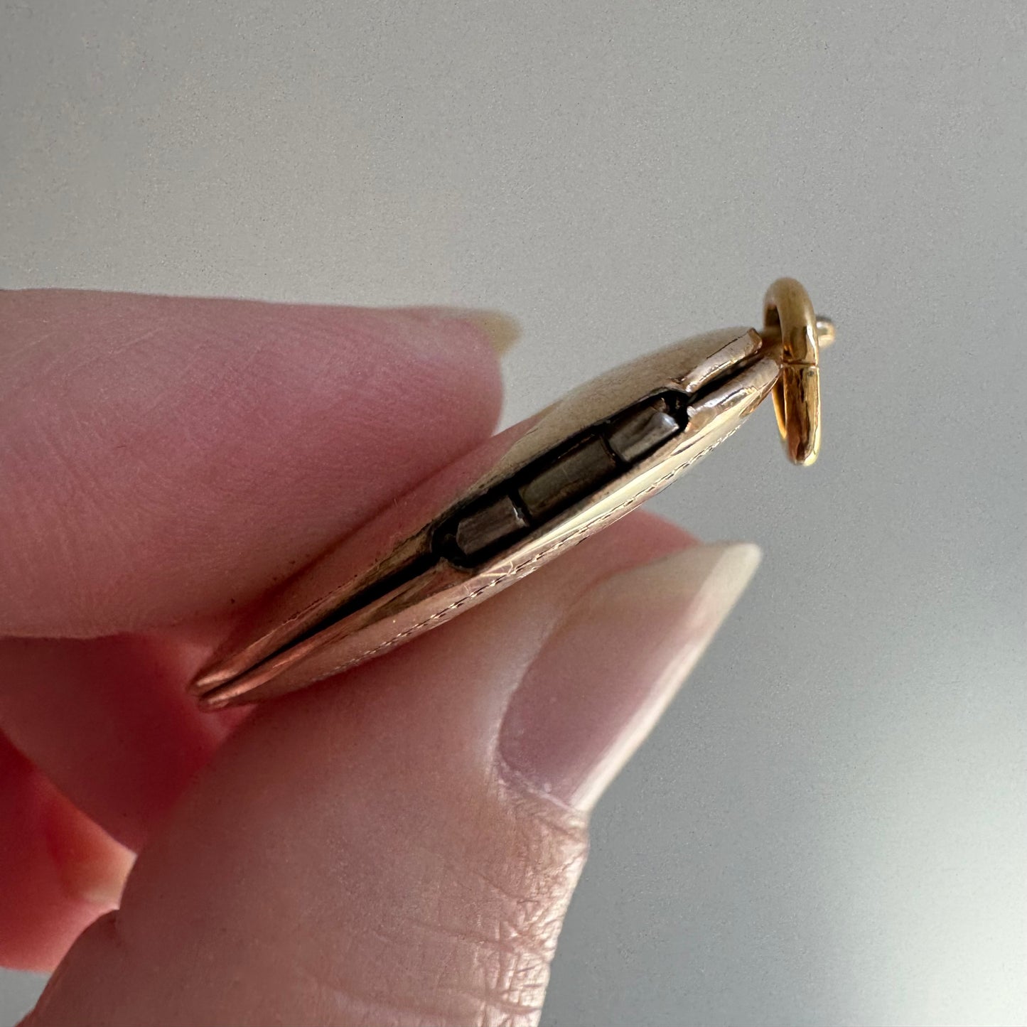 V I N T A G E // retro forget me not / 1940s 10k GF over sterling silver heart locket / a pendant