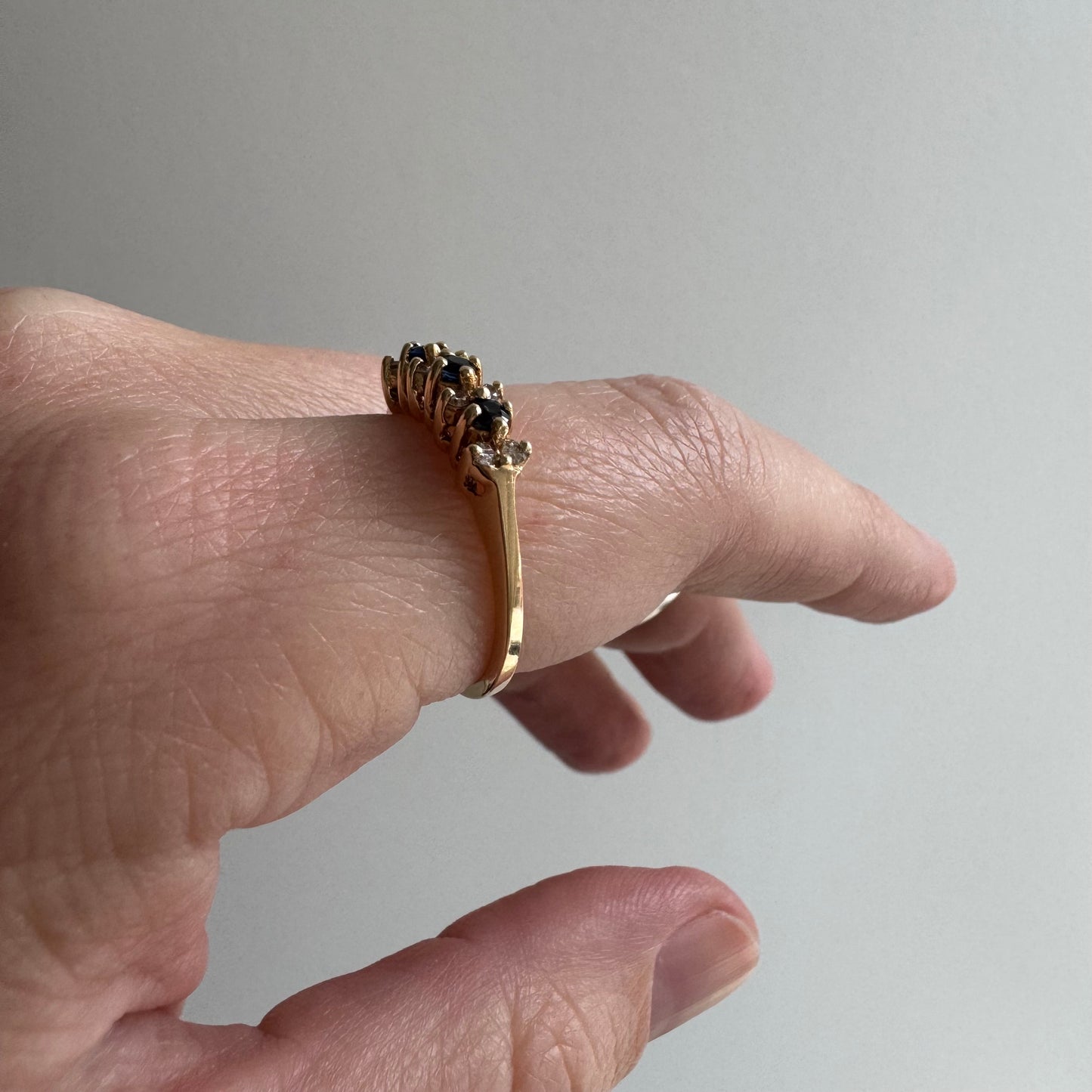 E S T A T E // sapphire timeline / 14k cluster band with sapphires and diamonds / size 6.75