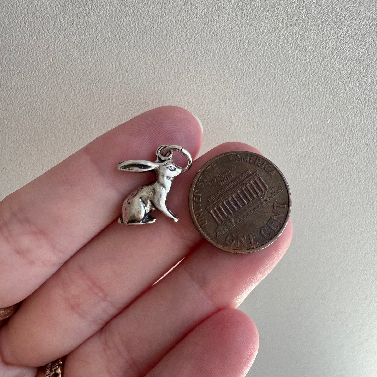 V I N T A G E // lucky rabbit / sterling silver adorable 3d bunny / a pendant