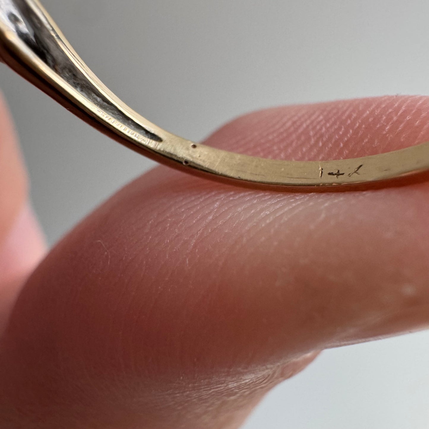 V I N T A G E // single cut glow / 14k yellow and white gold four stone diamond stacking band / size 8.75