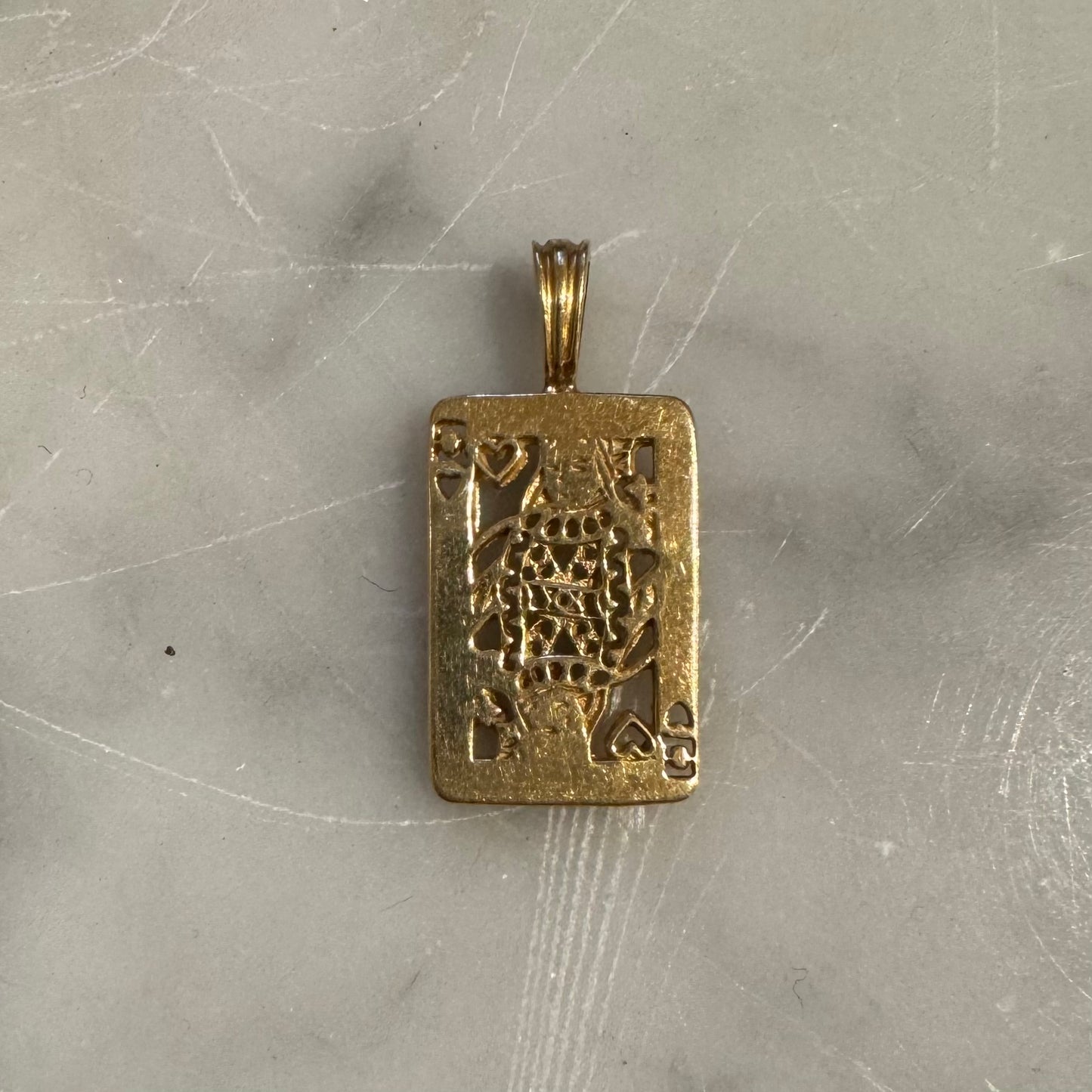 V I N T A G E // love matriarch / 14k queen of hearts playing card / a pendant