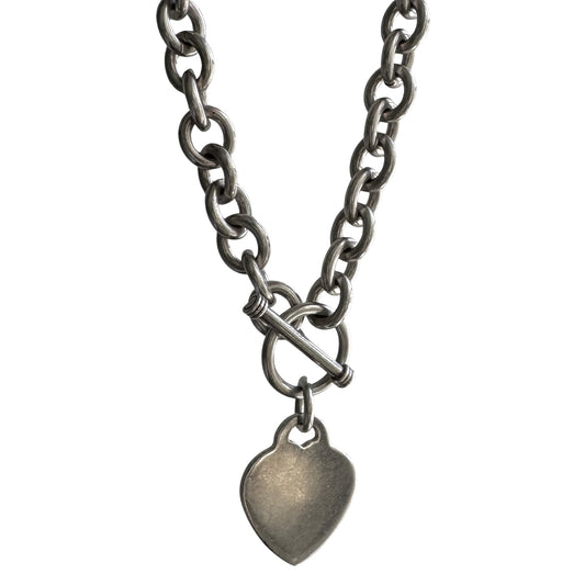 V I N T A G E // heart adorned / sterling silver oval cable link toggle chain with a heart pendant / 18", 78g