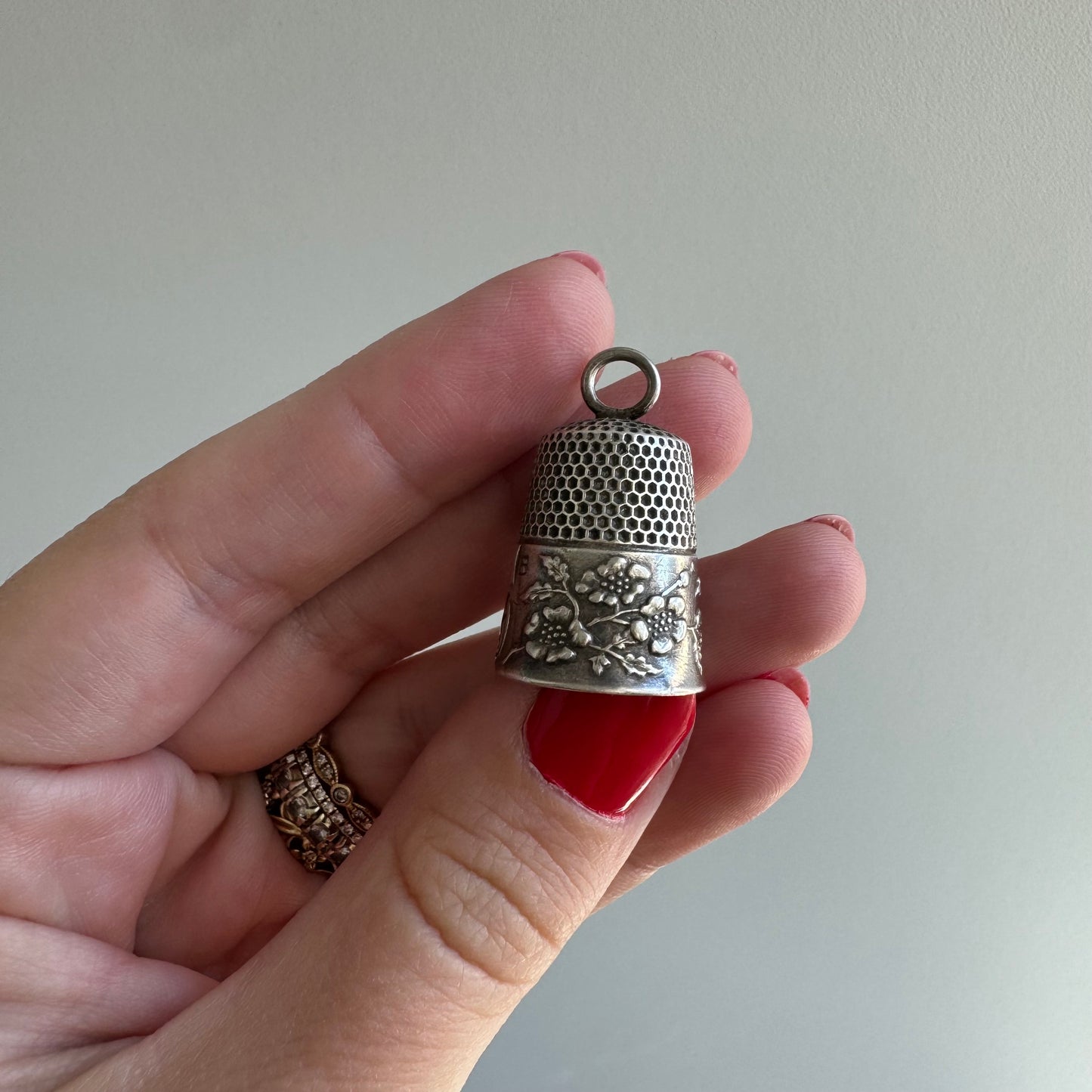 V I N T A G E // blooming protection / sterling silver chatelaine thimble / a pendant or charm