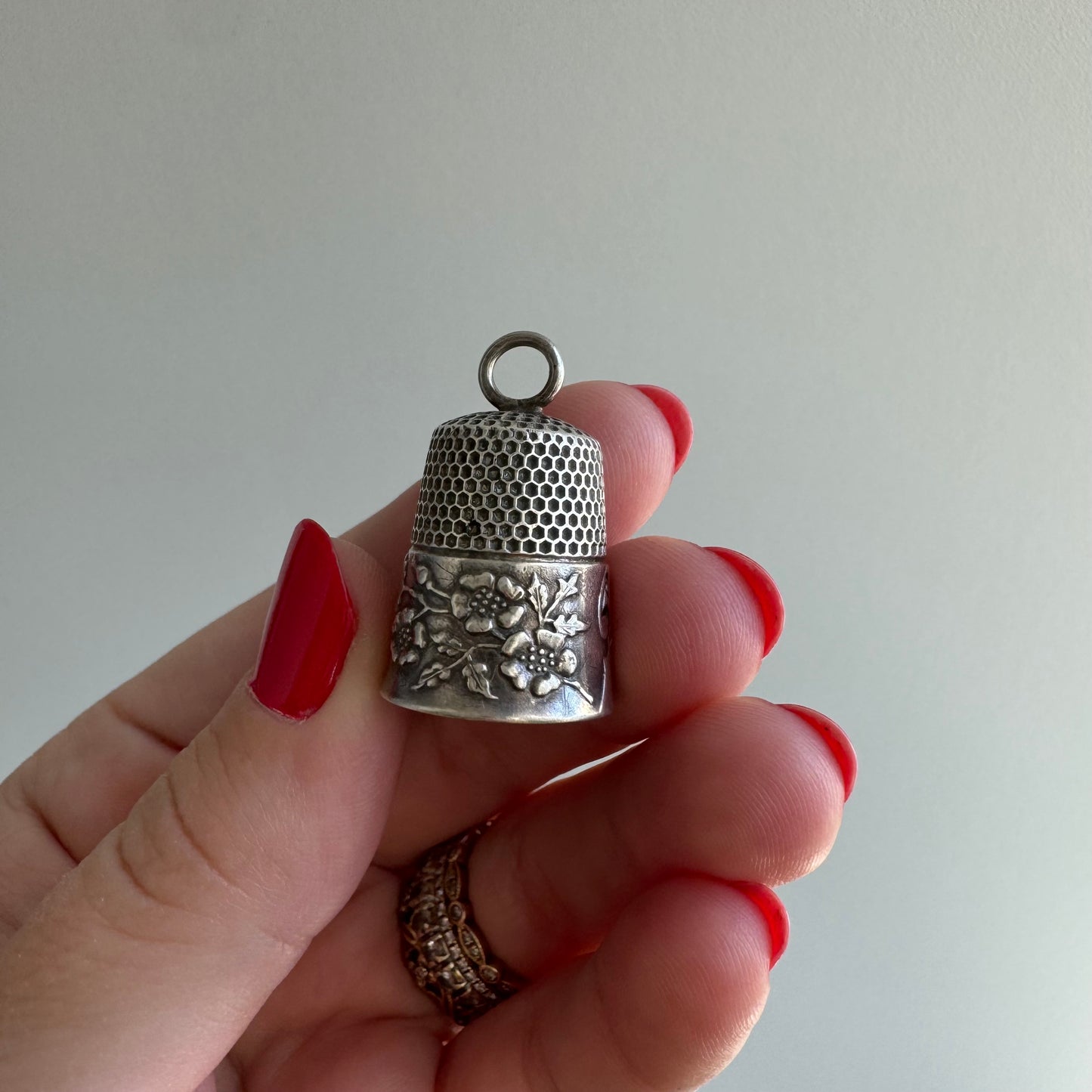 V I N T A G E // blooming protection / sterling silver chatelaine thimble / a pendant or charm