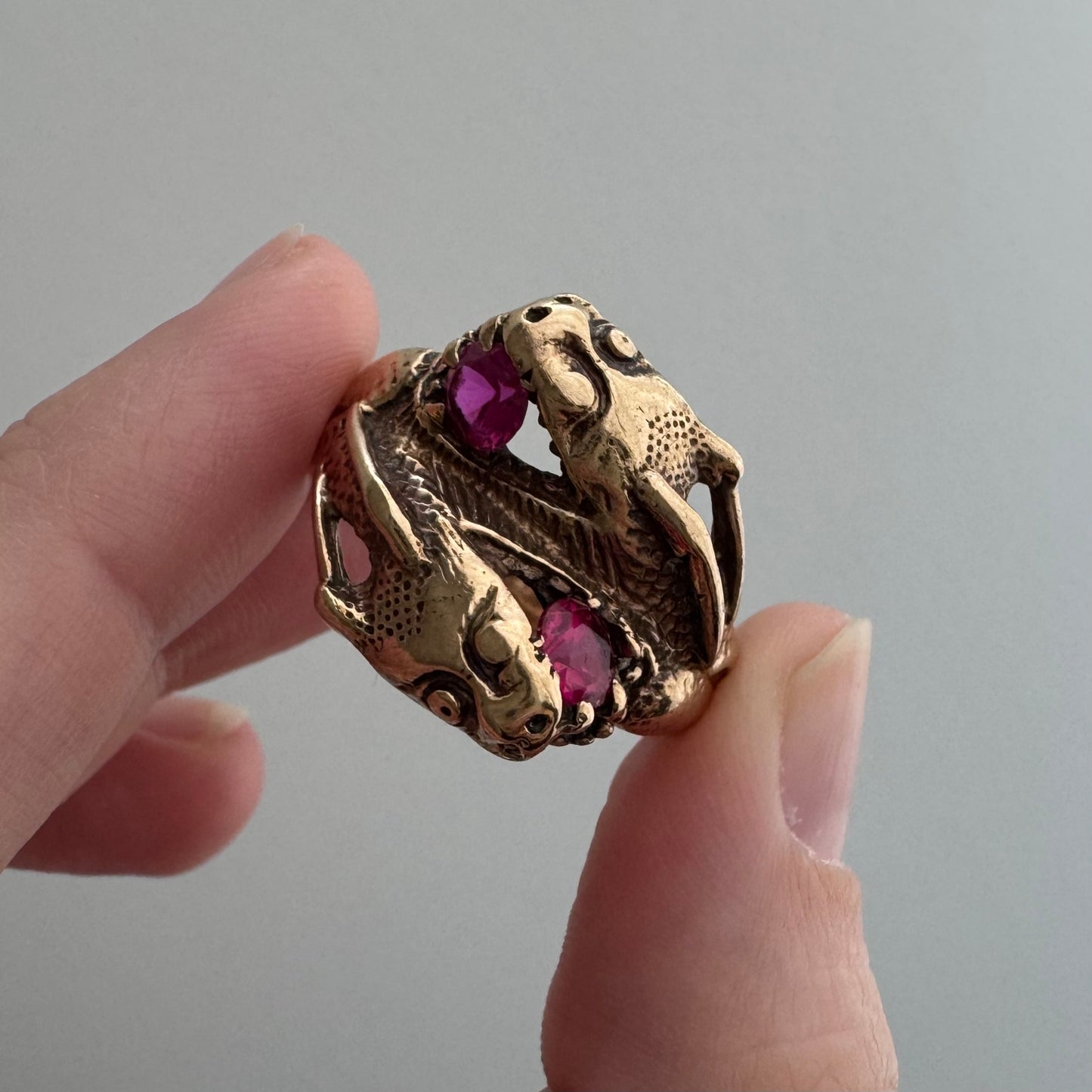 V I N T A G E // double dragon / 10k yellow gold dragon bypass ring with synthetic rubies / size 10.75