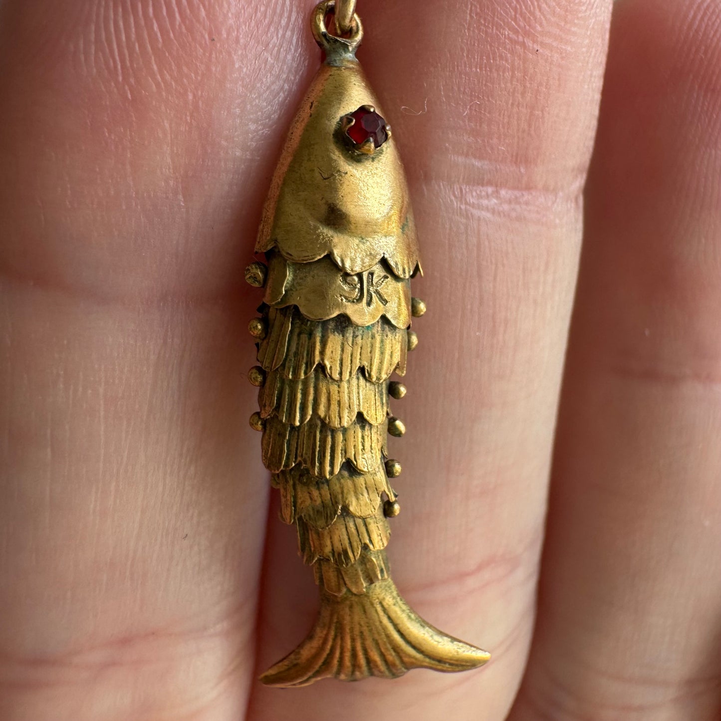 V I N T A G E // a lucky catch / 9k yellow gold and red glass articulated wiggle fish / a pendant