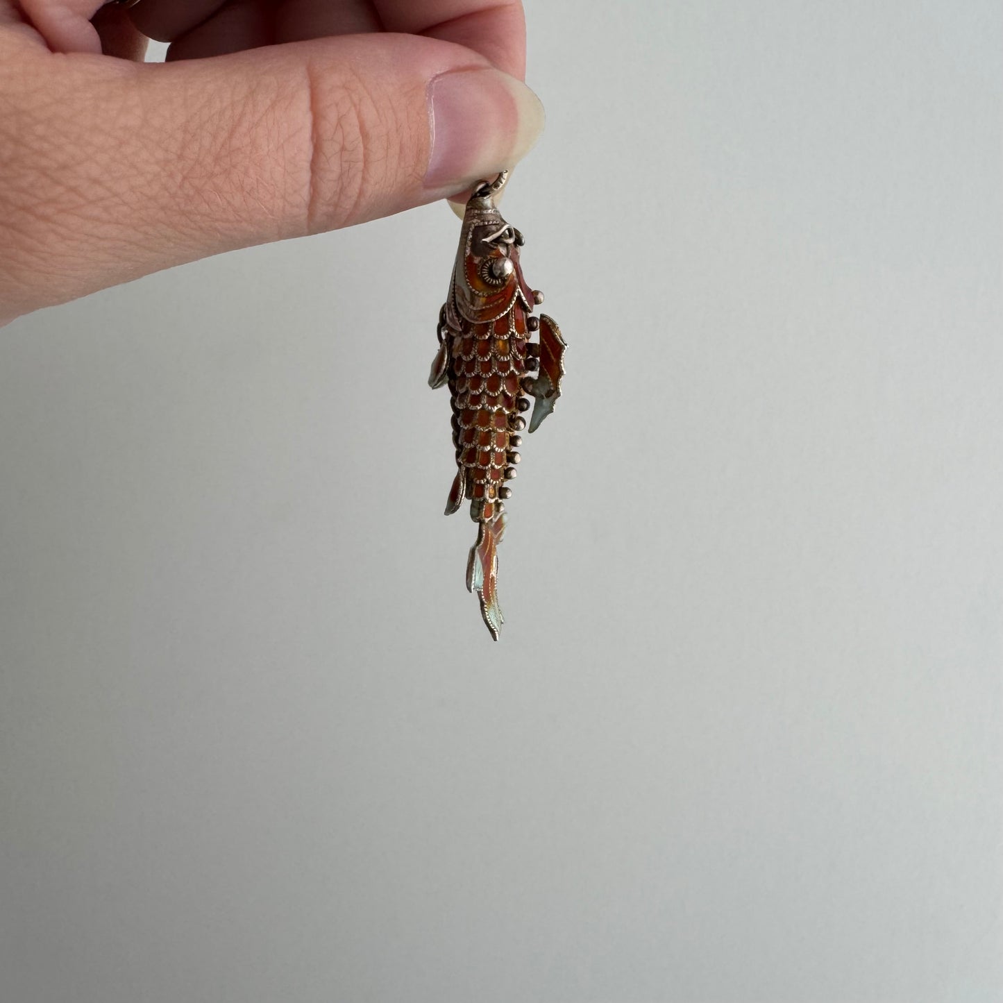 V I N T A G E // lucky catch / silver and enamel articulated fish  / a pendant