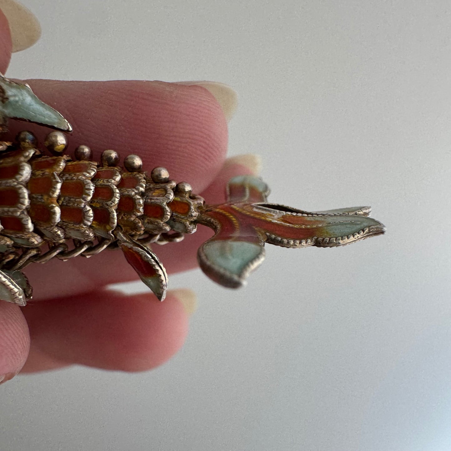 V I N T A G E // lucky catch / silver and enamel articulated fish  / a pendant