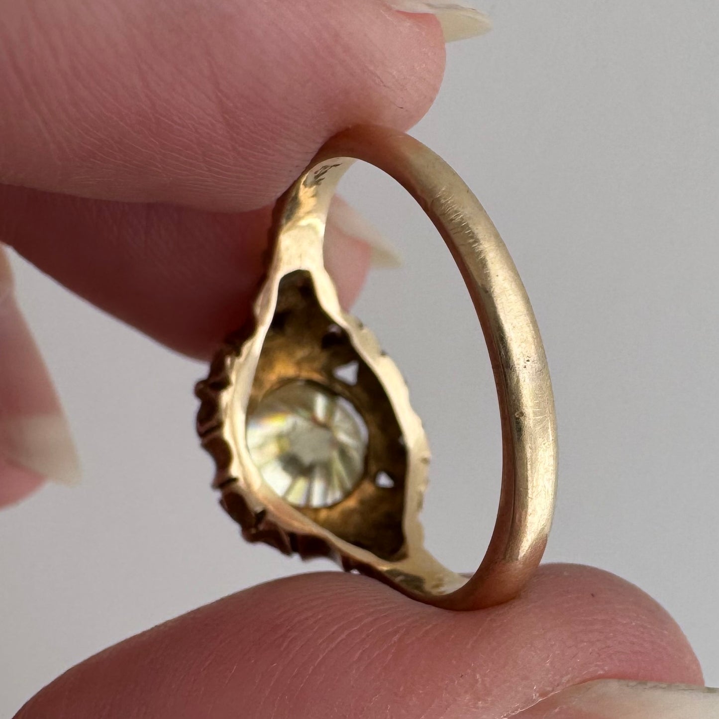 V I N T A G E // nouveau blooms / 14k 1930s floral solitaire mounting with green quartz / size 8