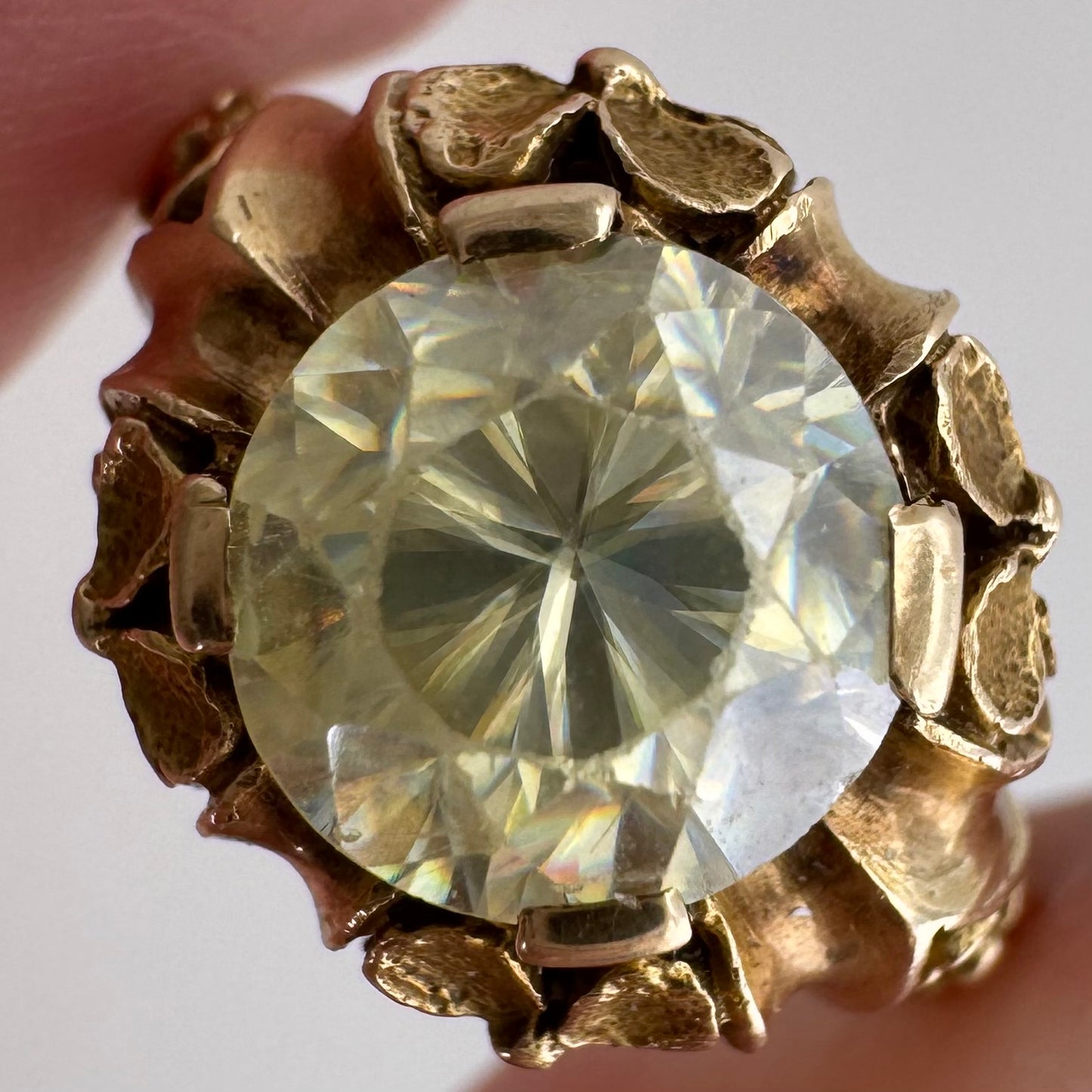 V I N T A G E // nouveau blooms / 14k 1930s floral solitaire mounting with green quartz / size 8